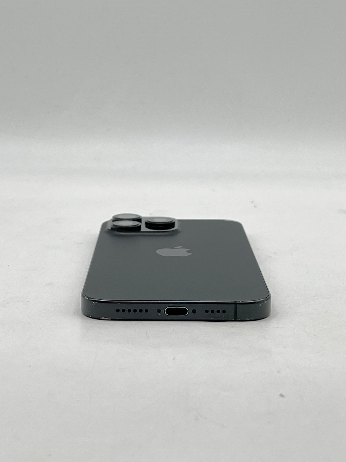 Apple iPhone 16 Pro Max 6.9" 256GB T-Mobile Locked Black Titanium - READ