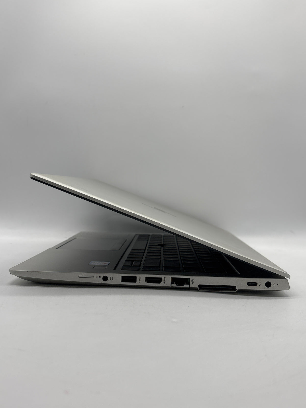 HP EliteBook 840 G5 14" Intel Core i5-8350U 16GB RAM 256GB SSD Silver - Used