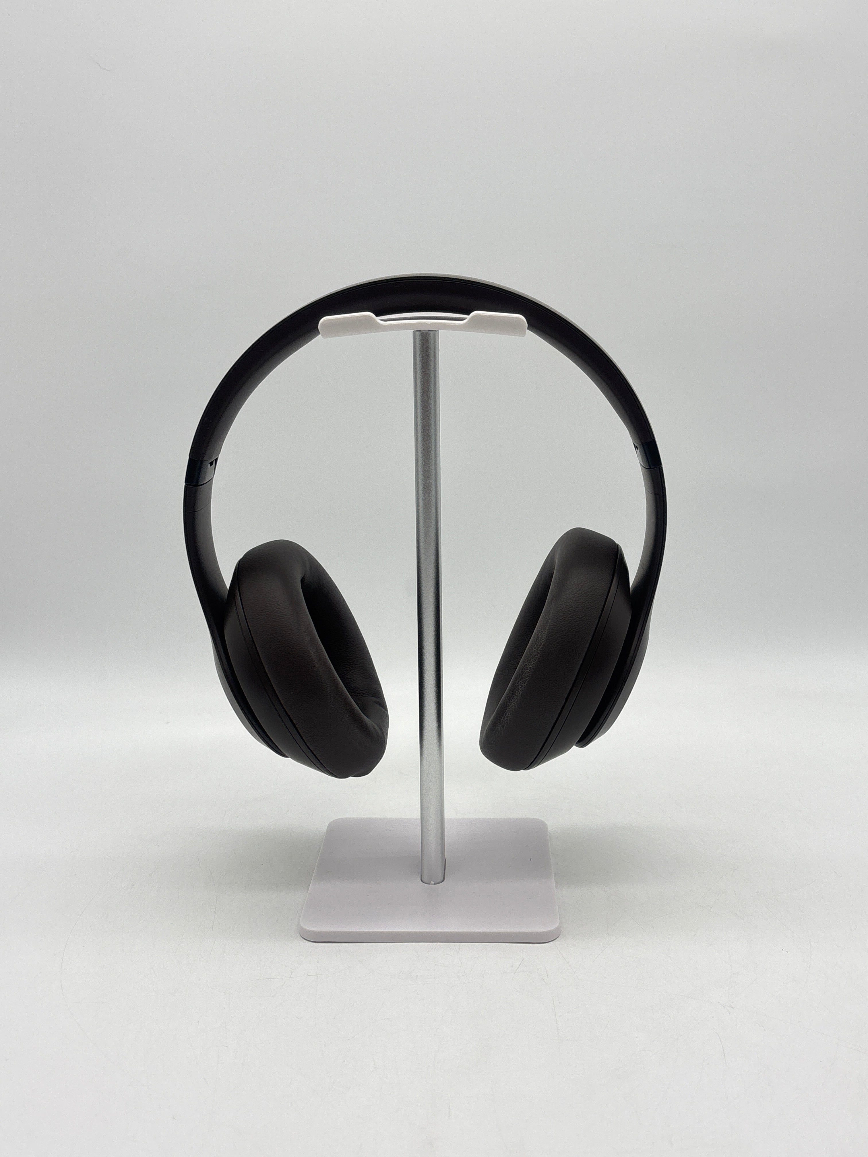 Beats Studio Pro Bluetooth Wireless Headphones