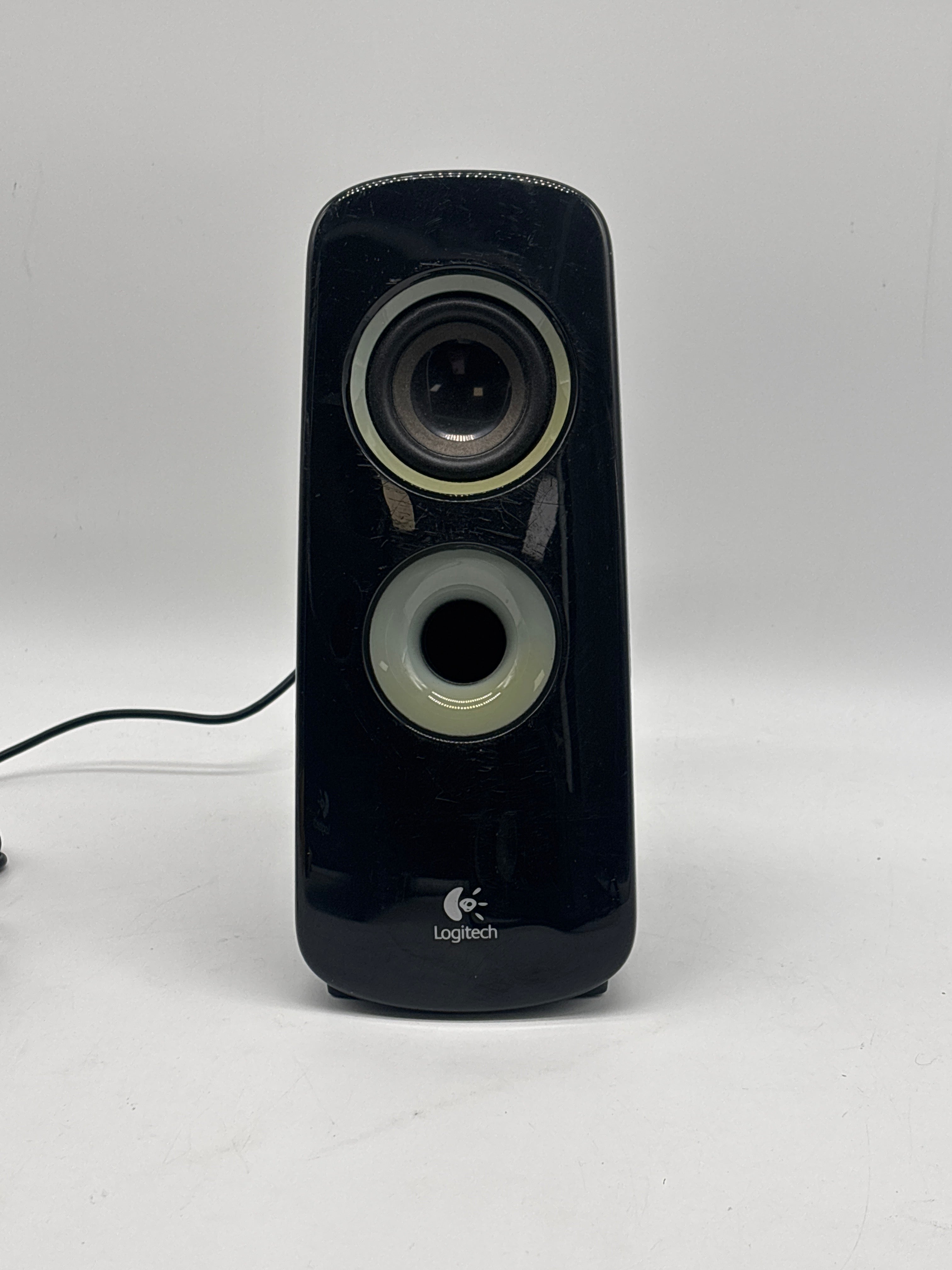 Logitech Z323 2.1 Home Theater Speaker System Black - Used
