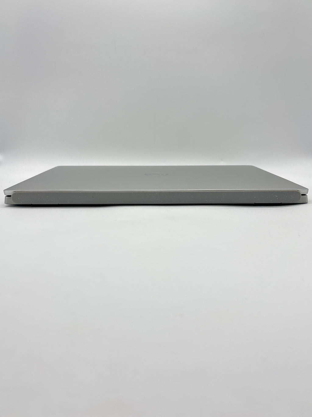 Dell Inspiron 16 5620 Touch i7-1255U 16GB RAM 512GB GeForce MX570