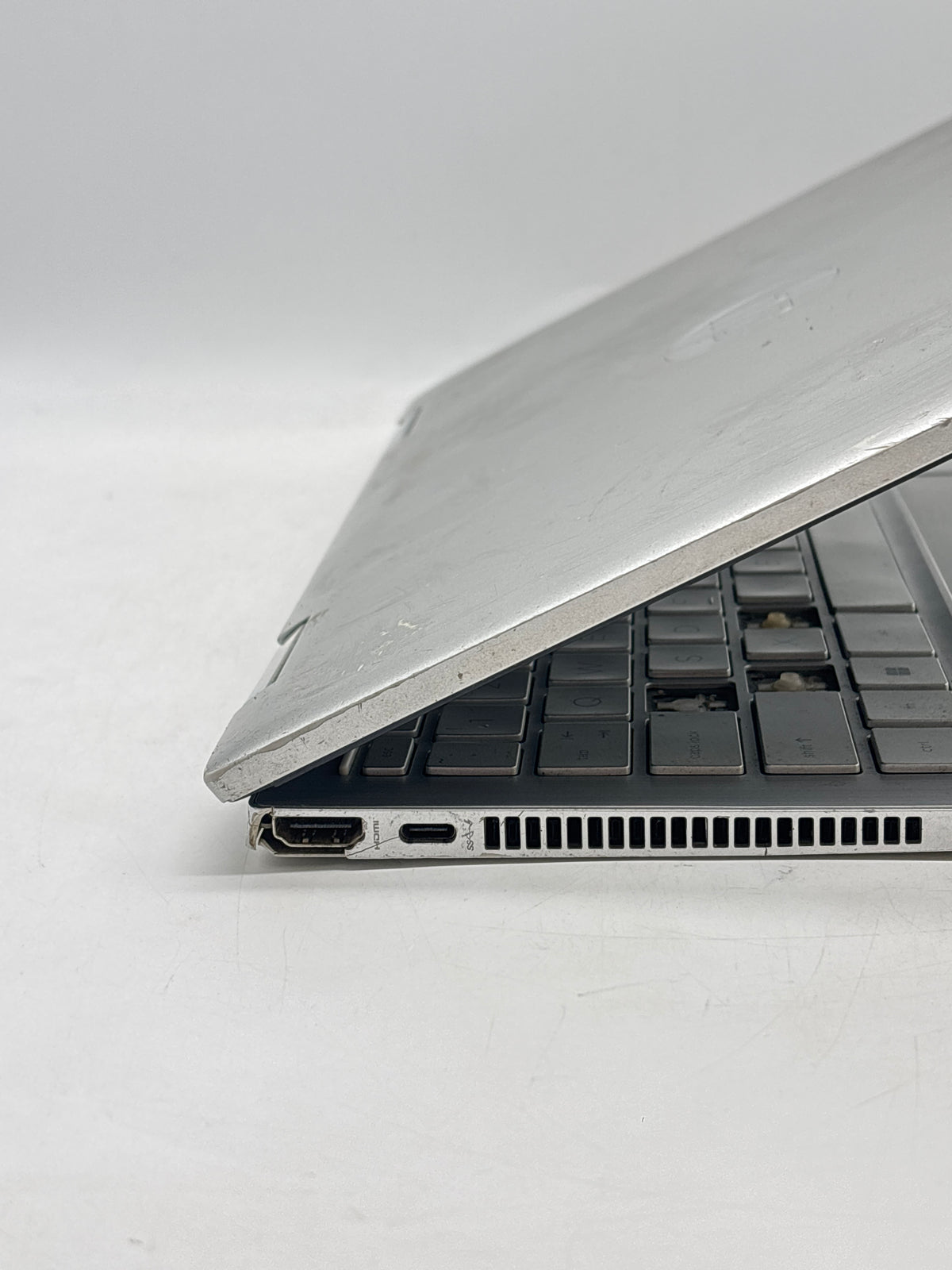 HP Pavilion x360 14-dy2050wm i5-1235U 8GB RAM 256GB SSD Read
