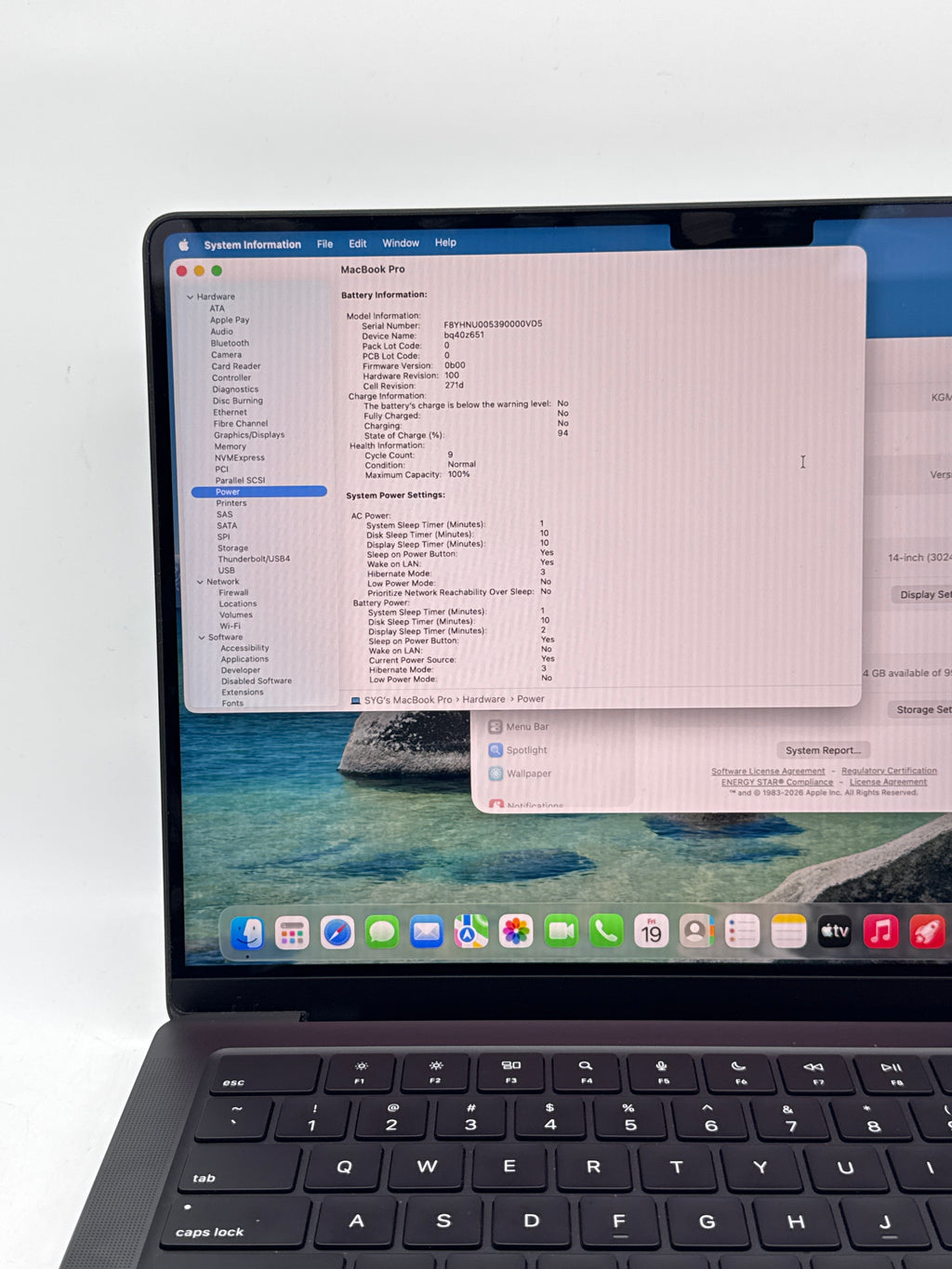 Apple MacBook Pro 14" M5 16GB RAM 1TB SSD - Used