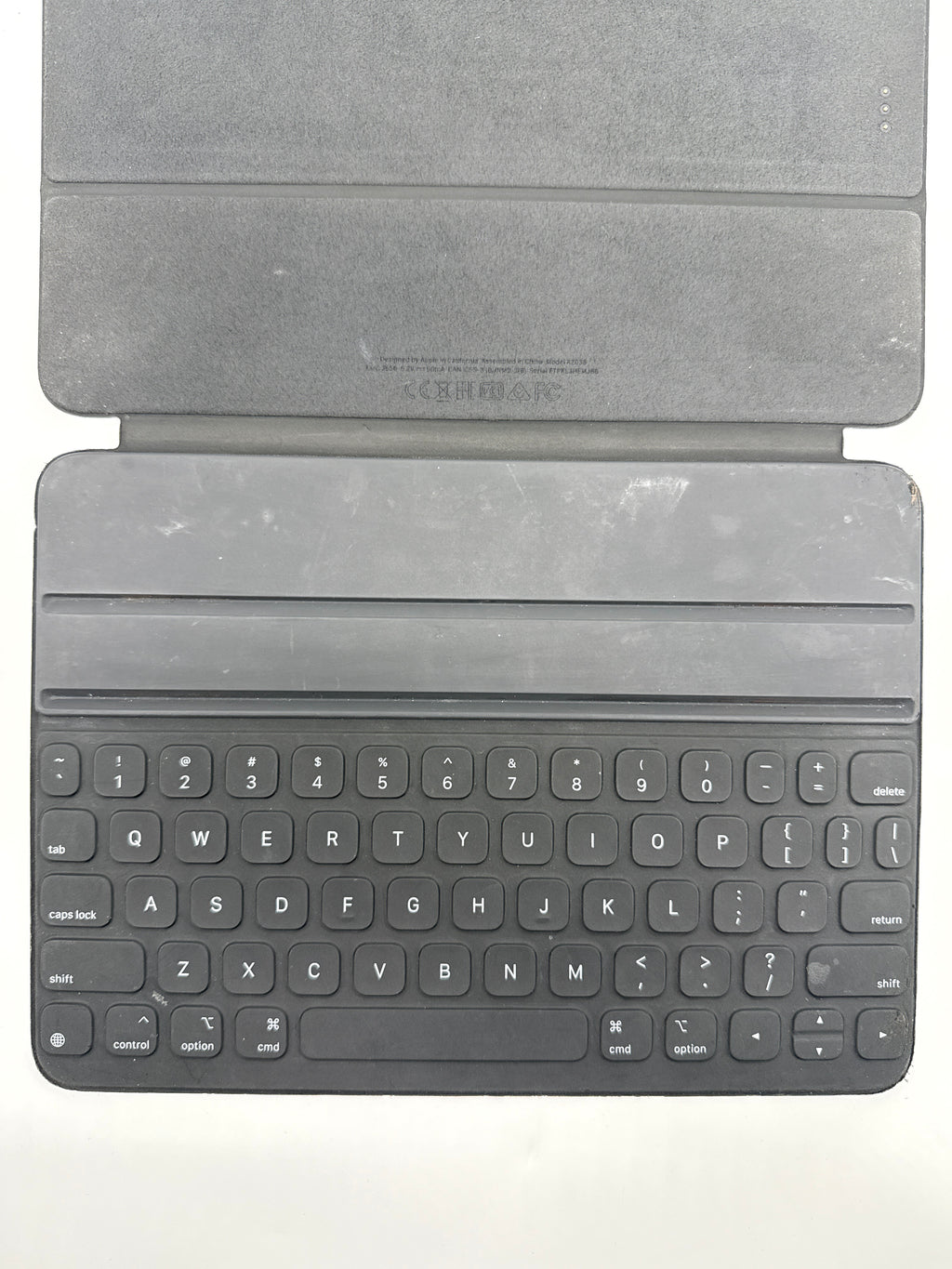 Apple Smart Keyboard Folio A2038 for iPad Pro 11 inch Black Used