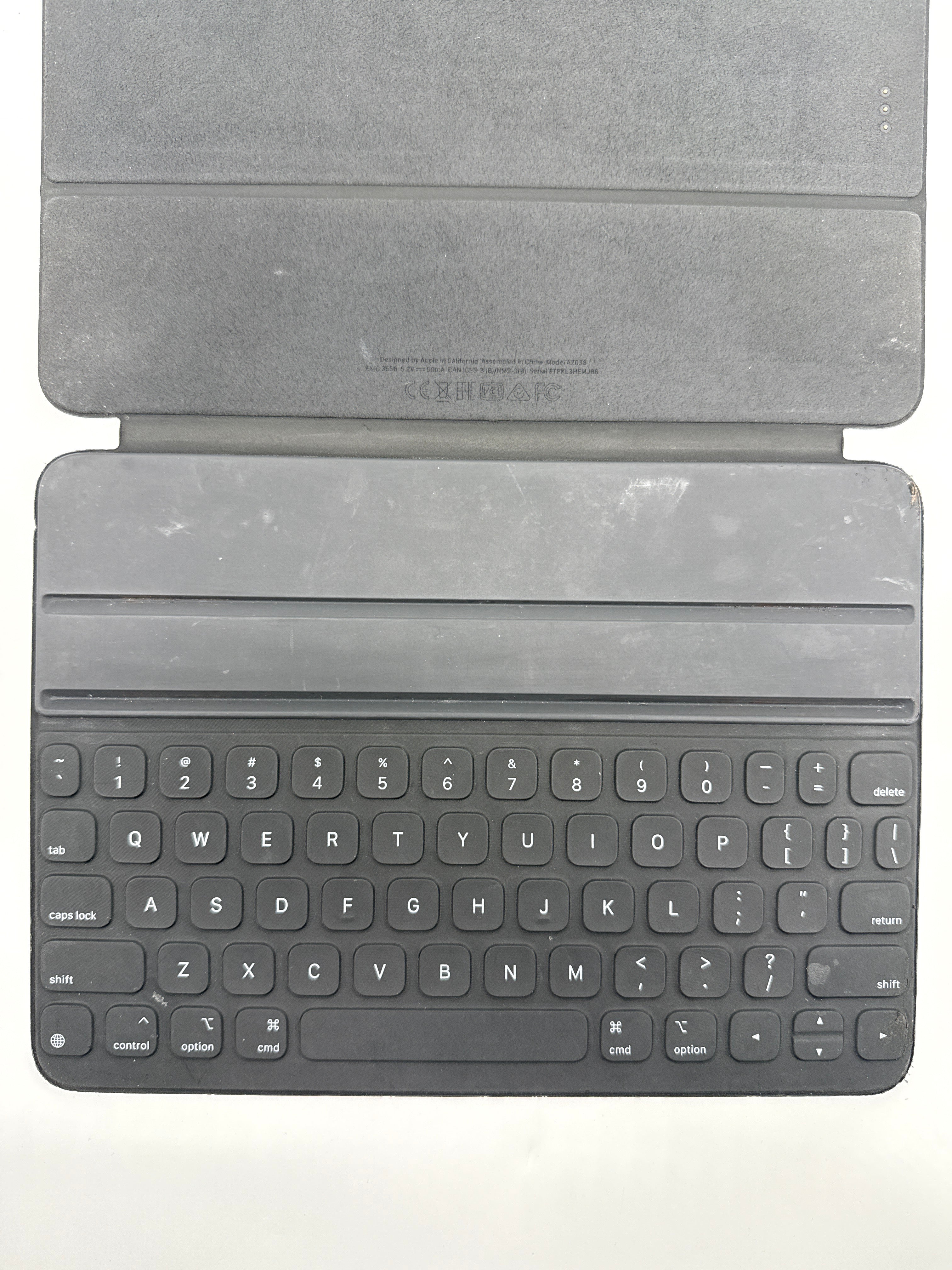 Apple Smart Keyboard Folio A2038 for iPad Pro 11 inch Black Used