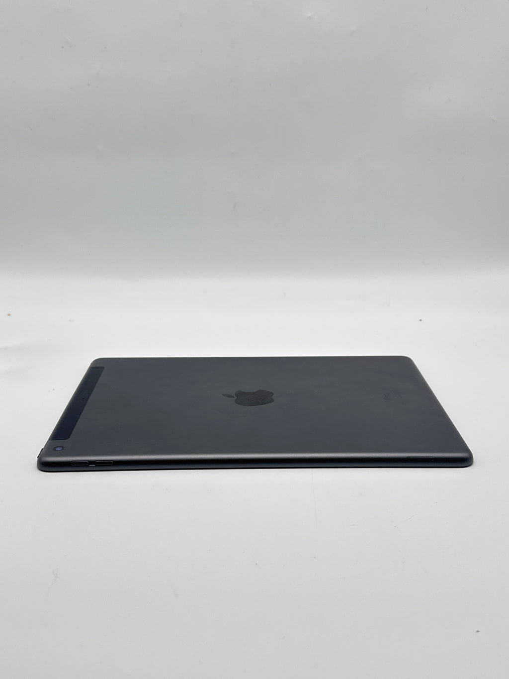 Apple iPad 8th Gen A2428 32GB Wi-Fi Cellular Gray 10.2in Tablet