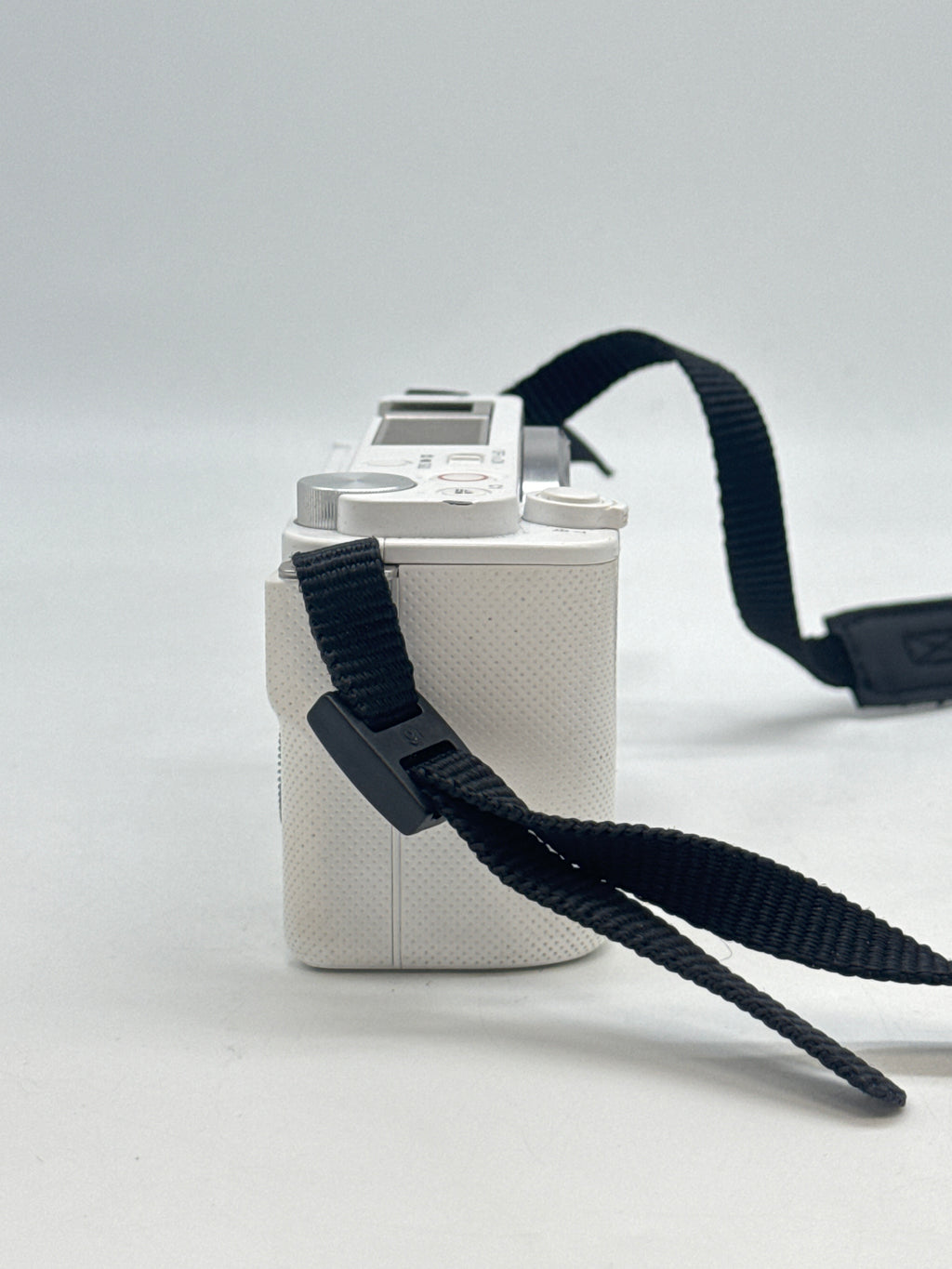 Sony Alpha ZV-E10 White Body Only - for part read desc