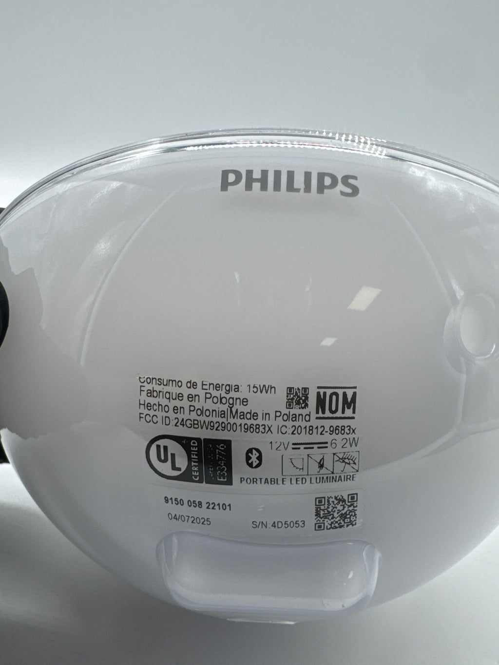 Philips Hue Go 7602031 Portable LED Table Lamp w/ Power cable - Used