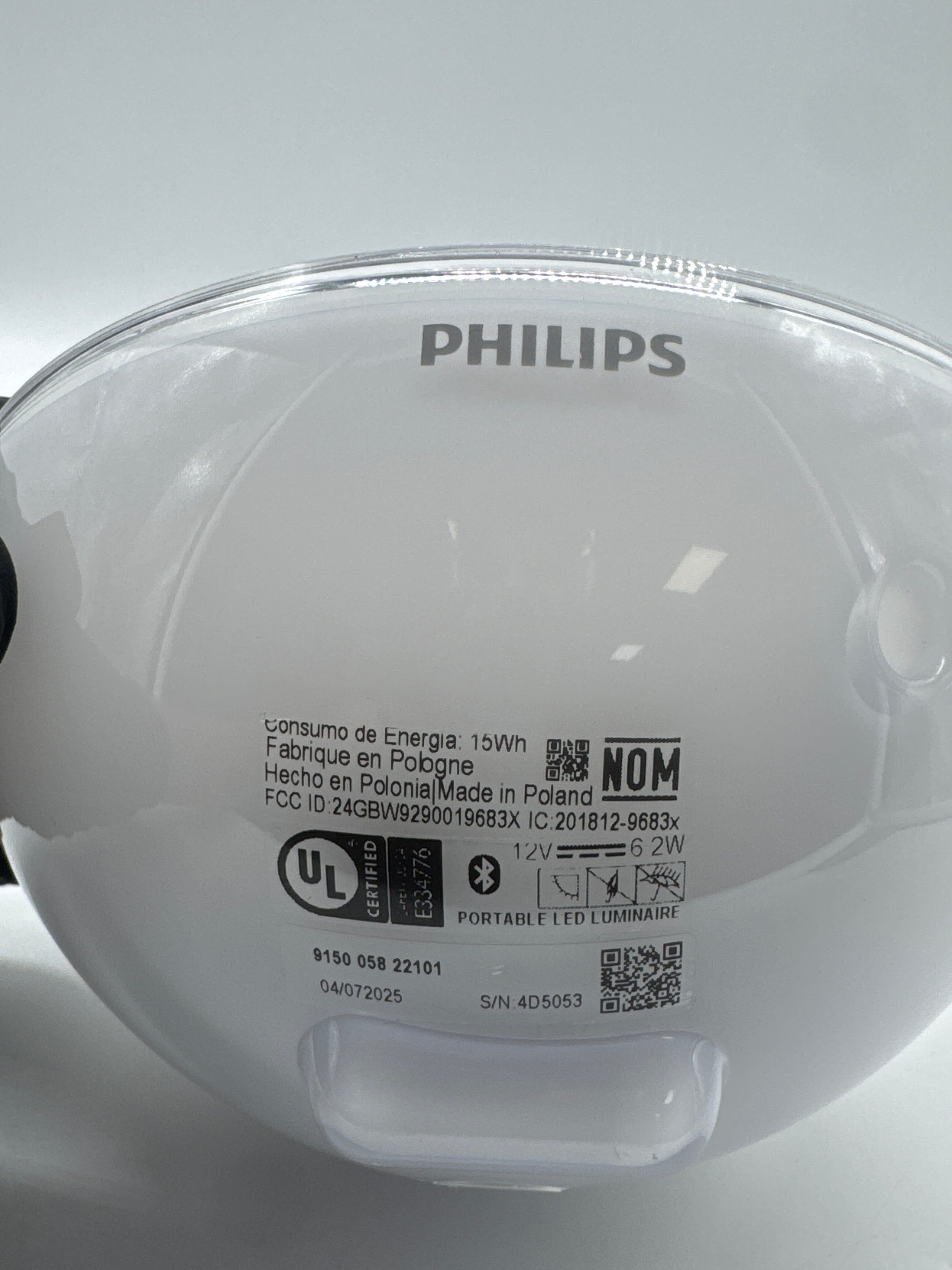 Philips Hue Go 7602031 Portable LED Table Lamp w/ Power cable - Used