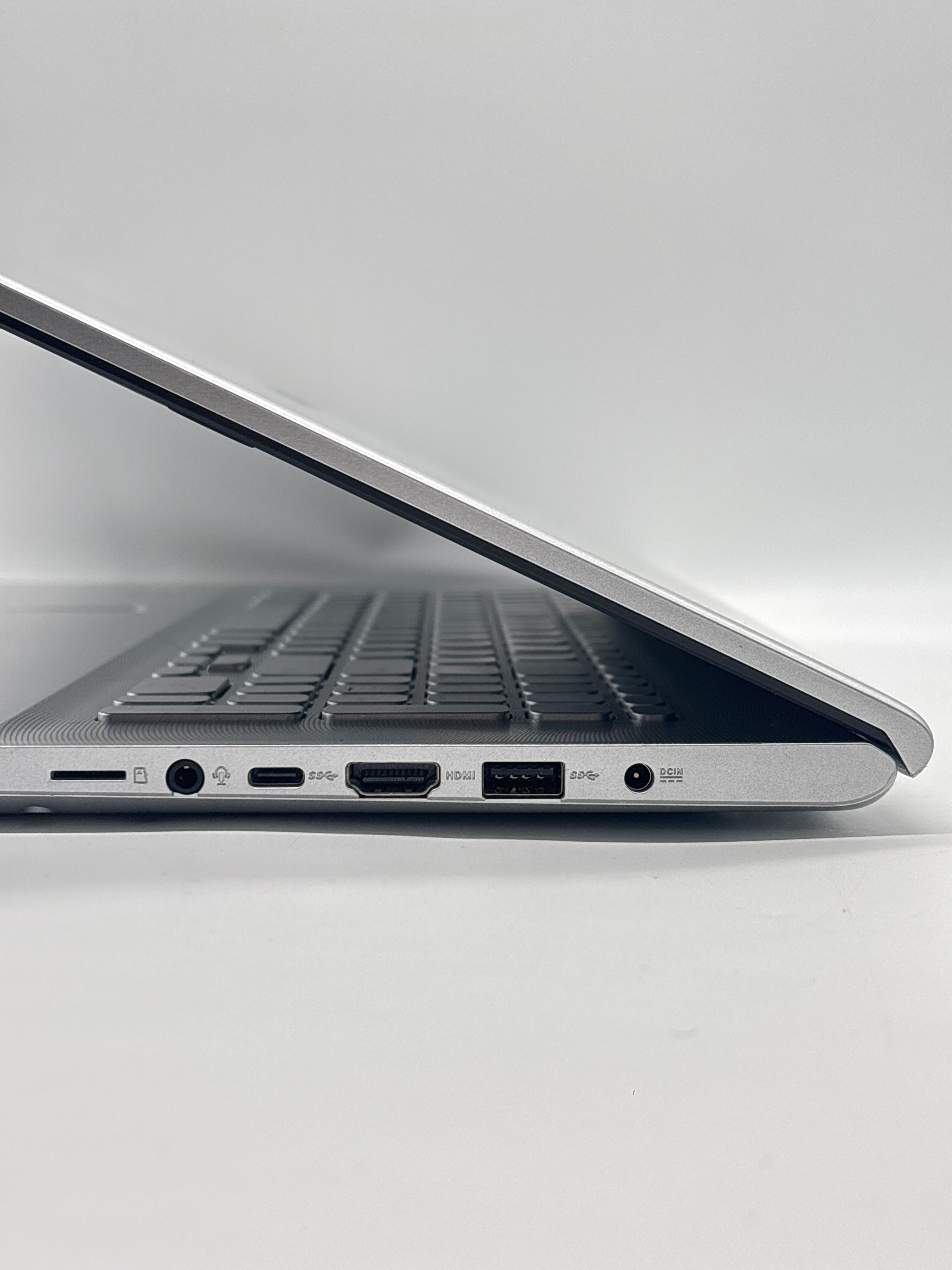 Asus Vivobook X712J i5-1035G1 12GB RAM 1TB HDD