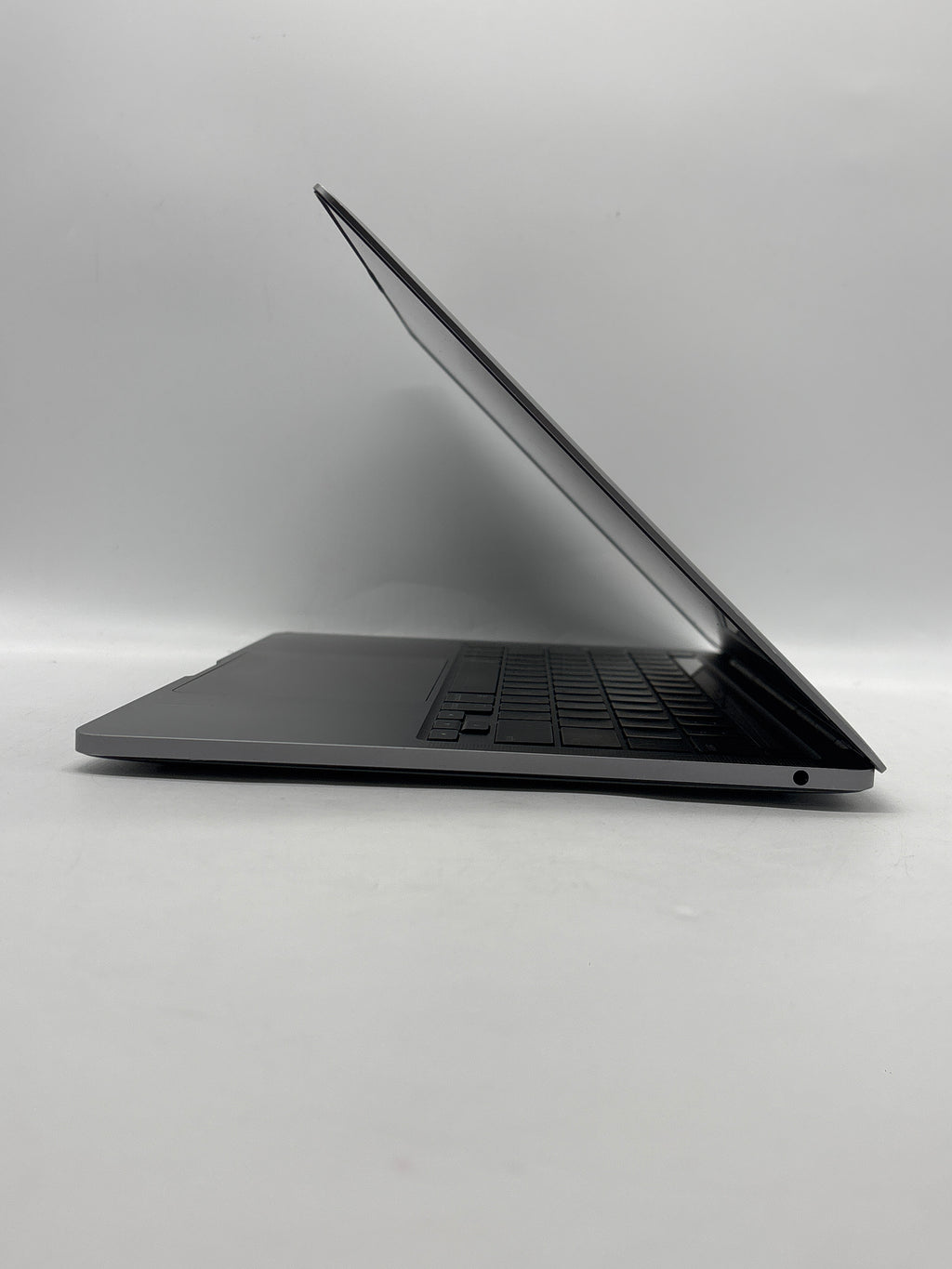 Apple MacBook Pro 13" M1 8GB RAM 256GB SSD Space Gray - READ
