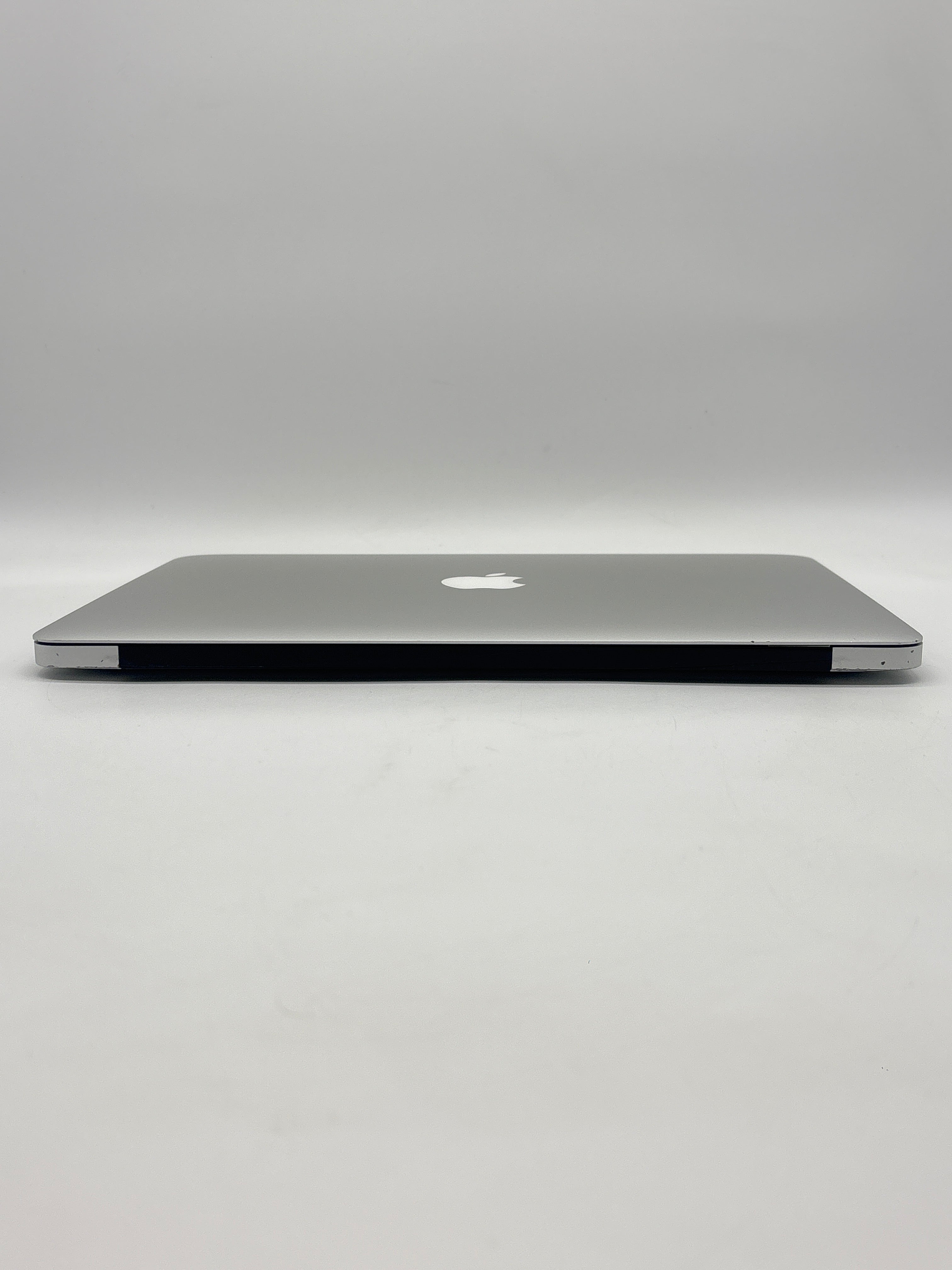 Apple MacBook Air A1466 2015 i5 8GB RAM 256GB SSD