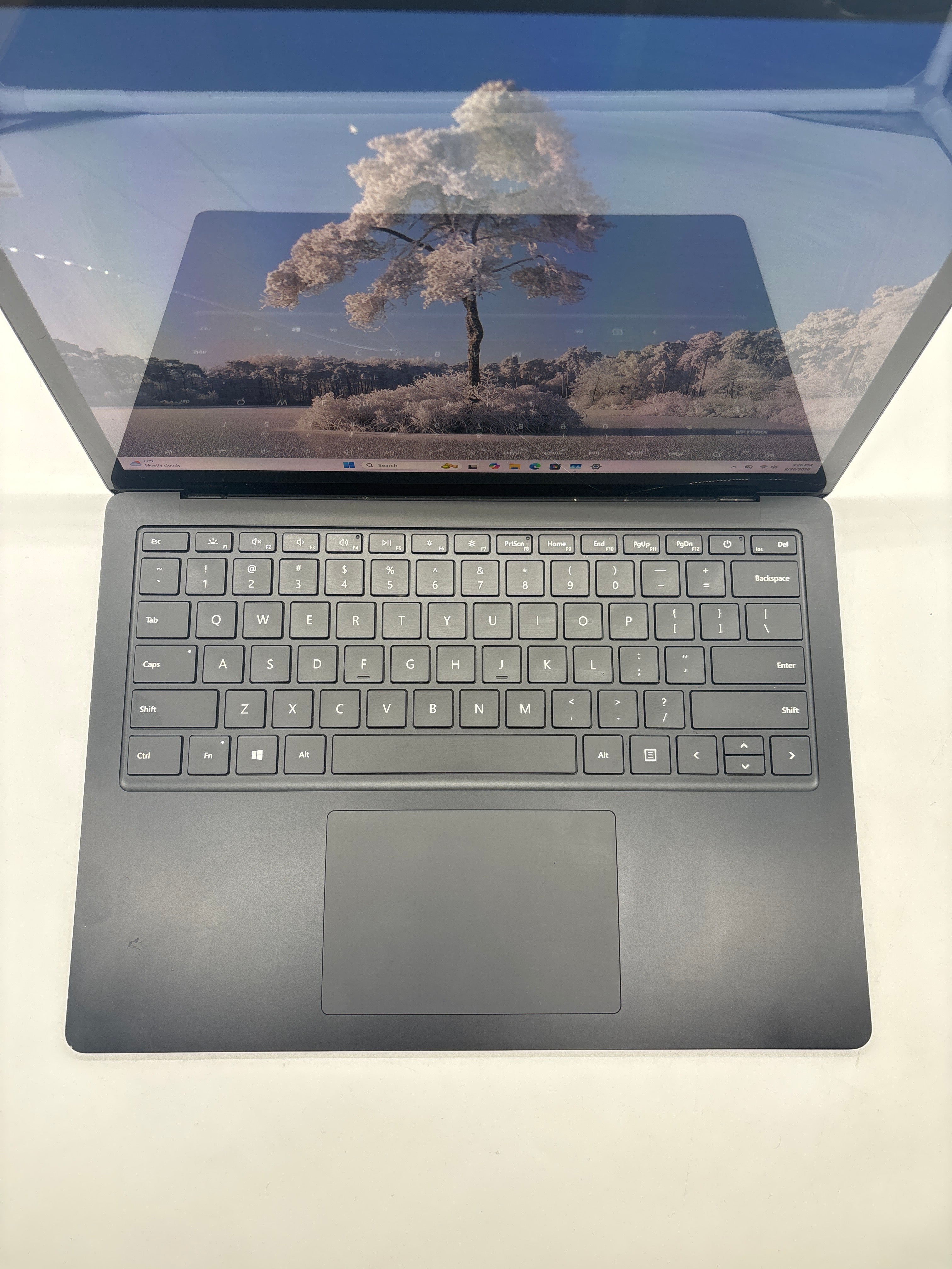 Microsoft Surface Laptop 4 i5-1135G7 8GB RAM 512GB SSD - For Parts (Cracked Screen)
