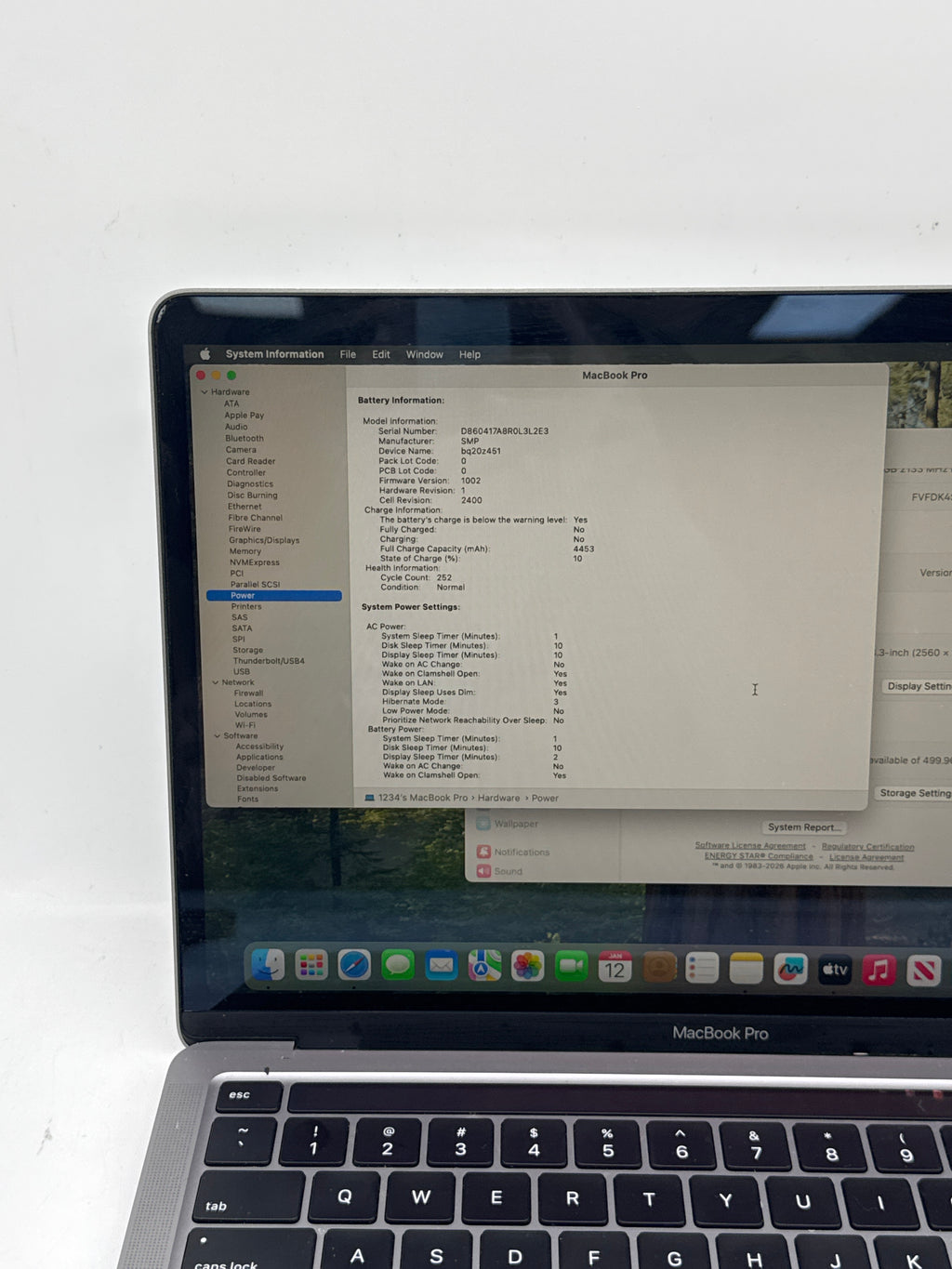 Apple MacBook Pro 13" A2289 Core i5 8GB RAM 128GB SSD - READ