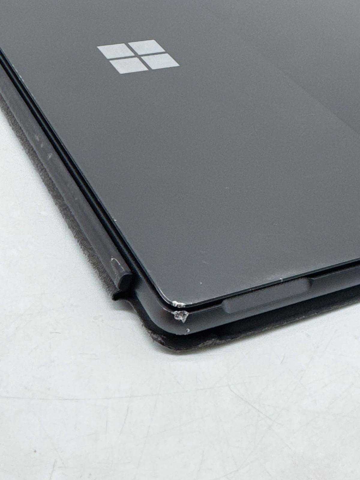 Microsoft Surface Pro 8 1983 Core i5 1135G7 8GB RAM 256GB SSD 13in Black - Used