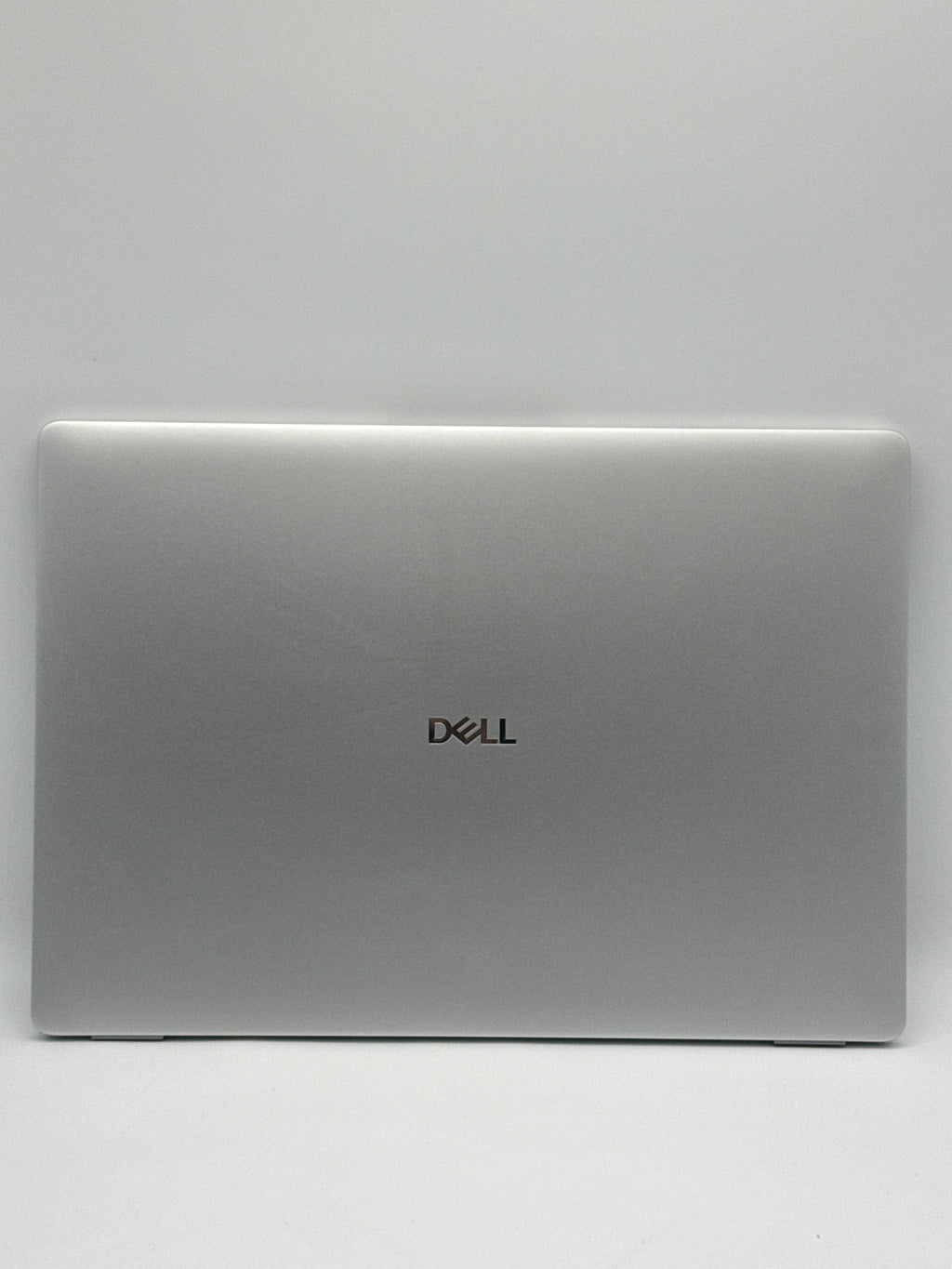 Dell Pro 16 Plus AMD Ryzen AI 7 PRO 350 32GB RAM 512GB SSD (Minor dent on hinge)
