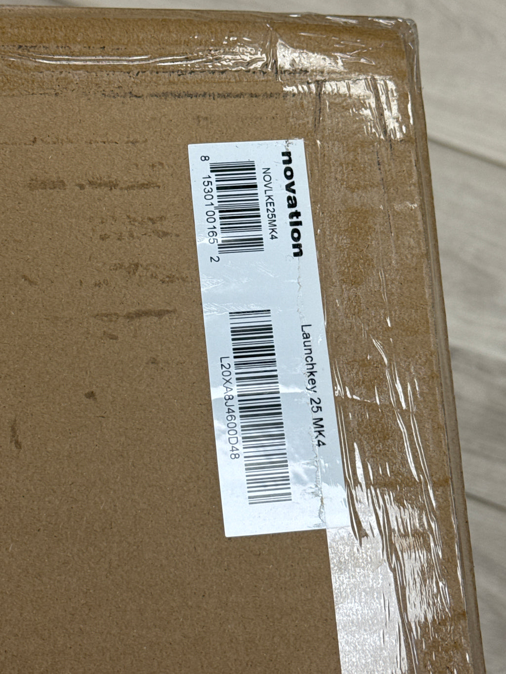 Novation Launchkey 25 MK4 Keyboard Controller Black New In Box