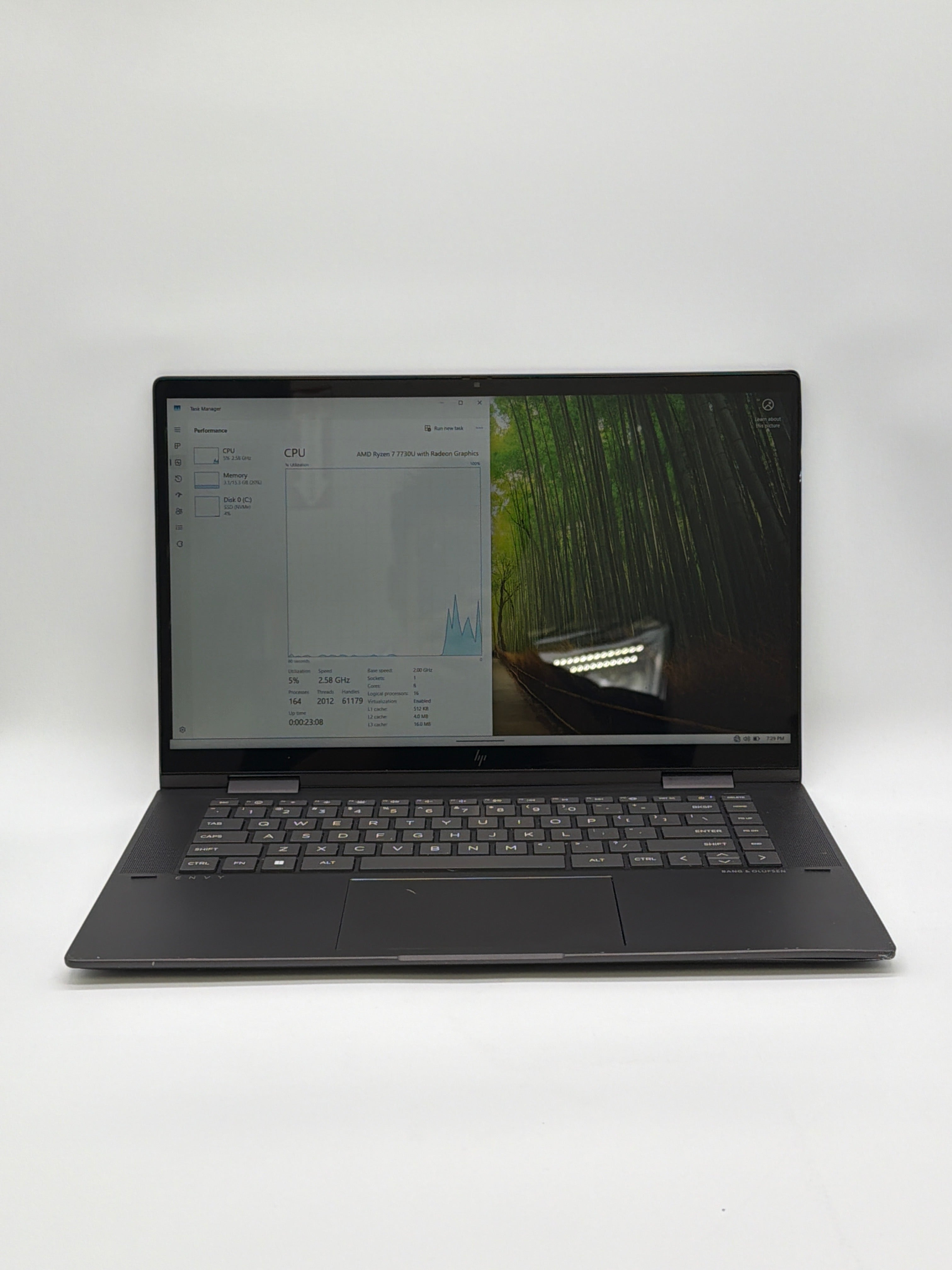 HP Envy x360 2-in-1 15-FH0023DX Laptop Ryzen 7 16GB RAM 512GB SSD
