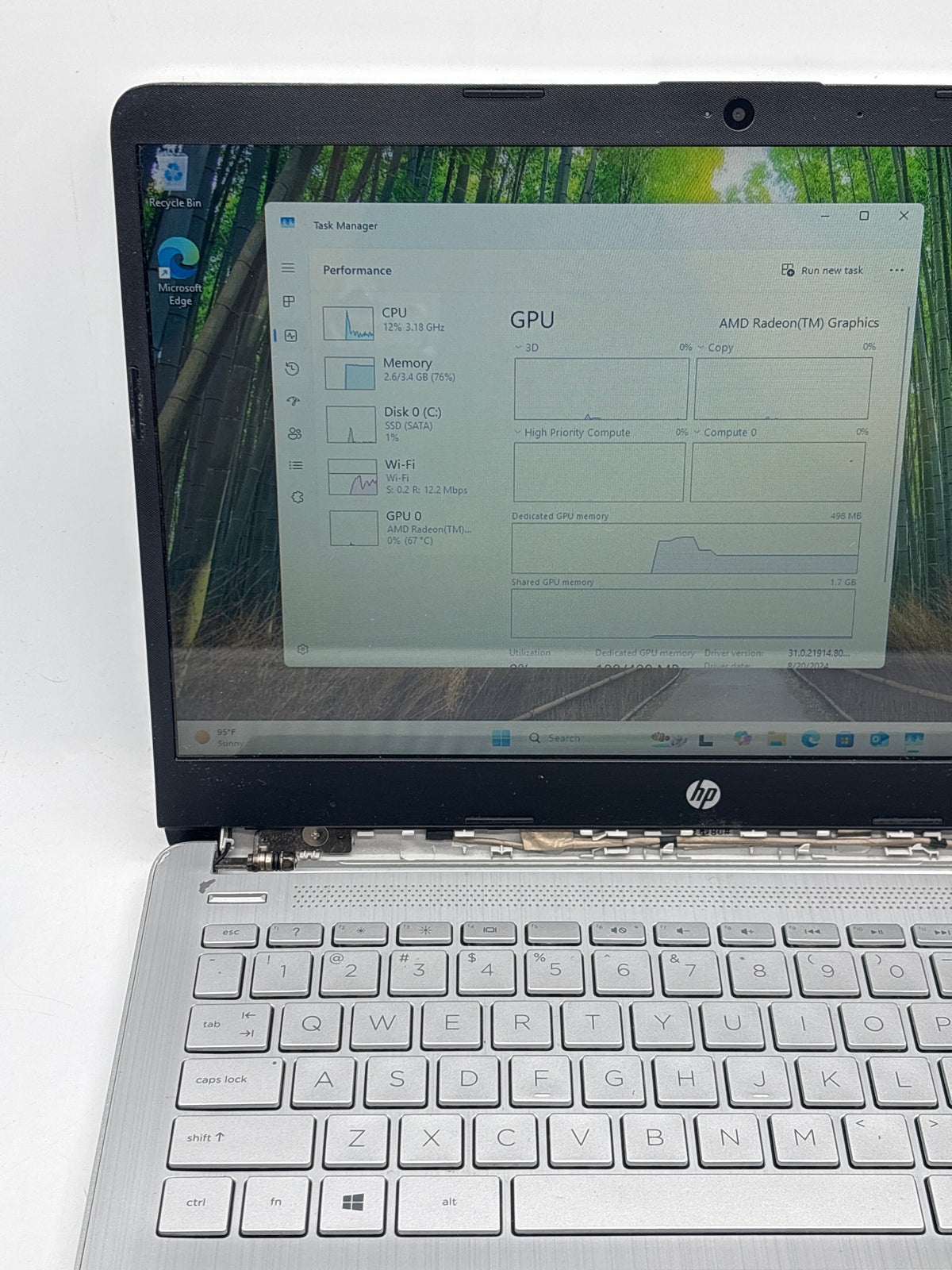 HP 14-dk1022wm 14" AMD Ryzen 3 3250U 4GB RAM 128GB SSD Silver - READ