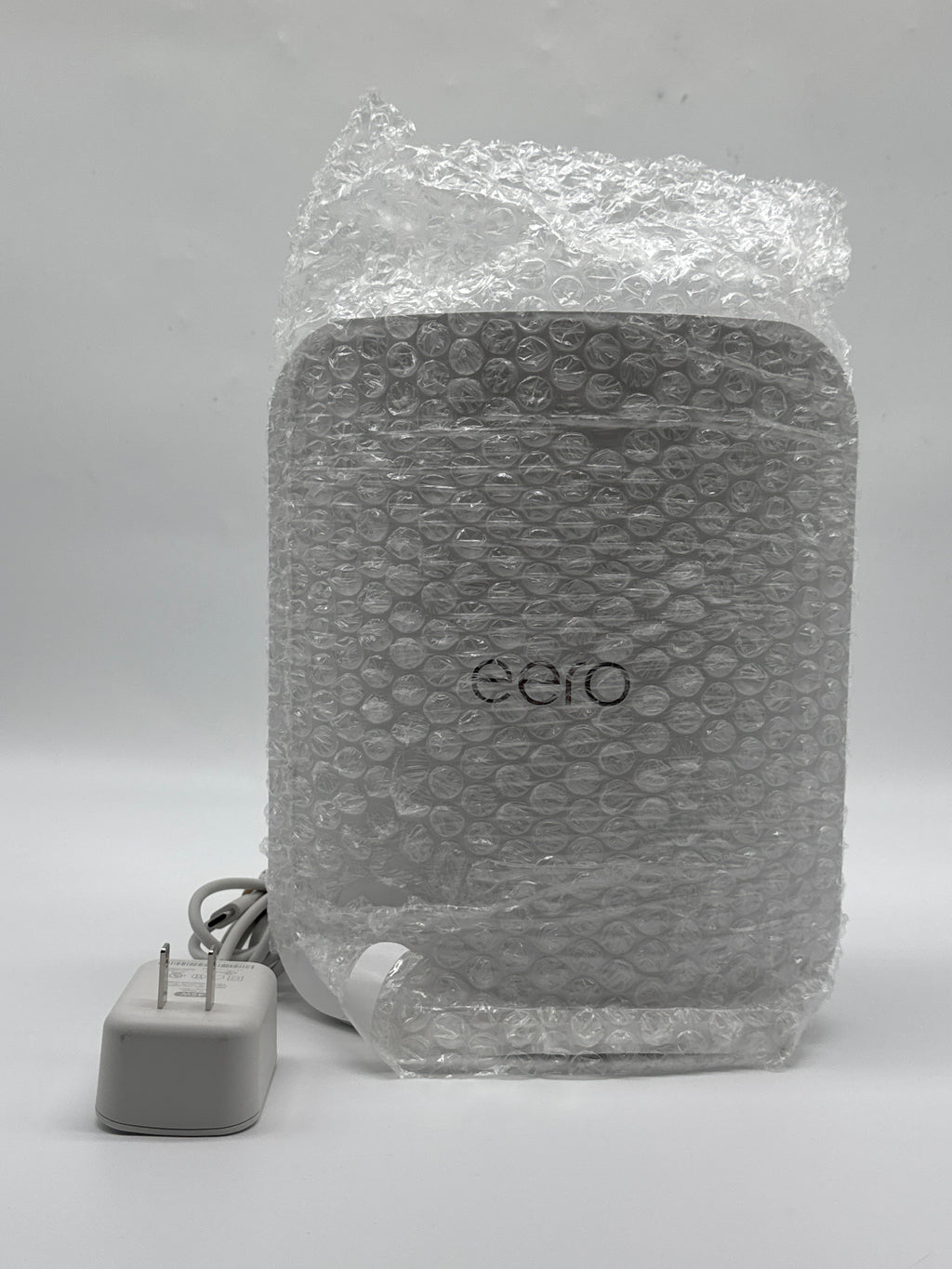 eero Max 7 Tri-Band Mesh Wi-Fi 7 Router - ISP Locked, Read
