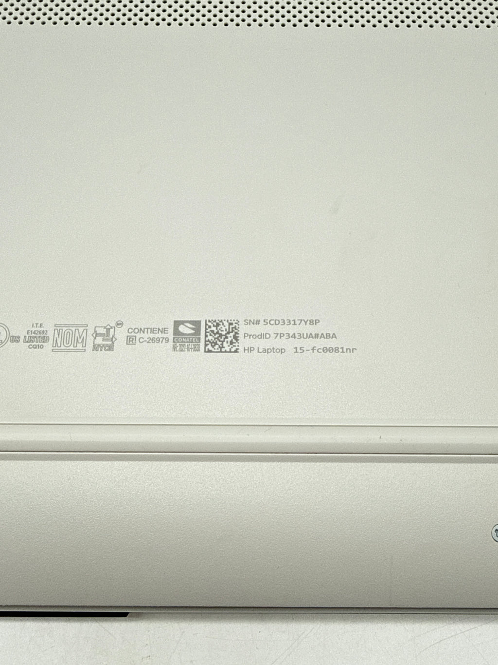 HP 15-fc0081nr Ryzen 3 7320U 8GB RAM 256GB SSD - Bad LCD