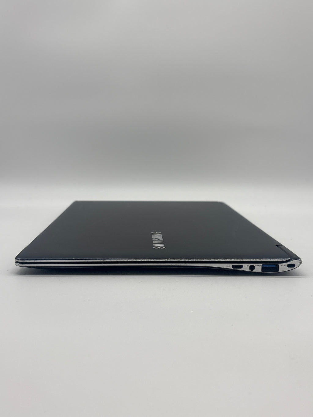 Samsung ATIV Book 9 Plus IN940X3G Intel i7 8GB RAM 256GB SSD