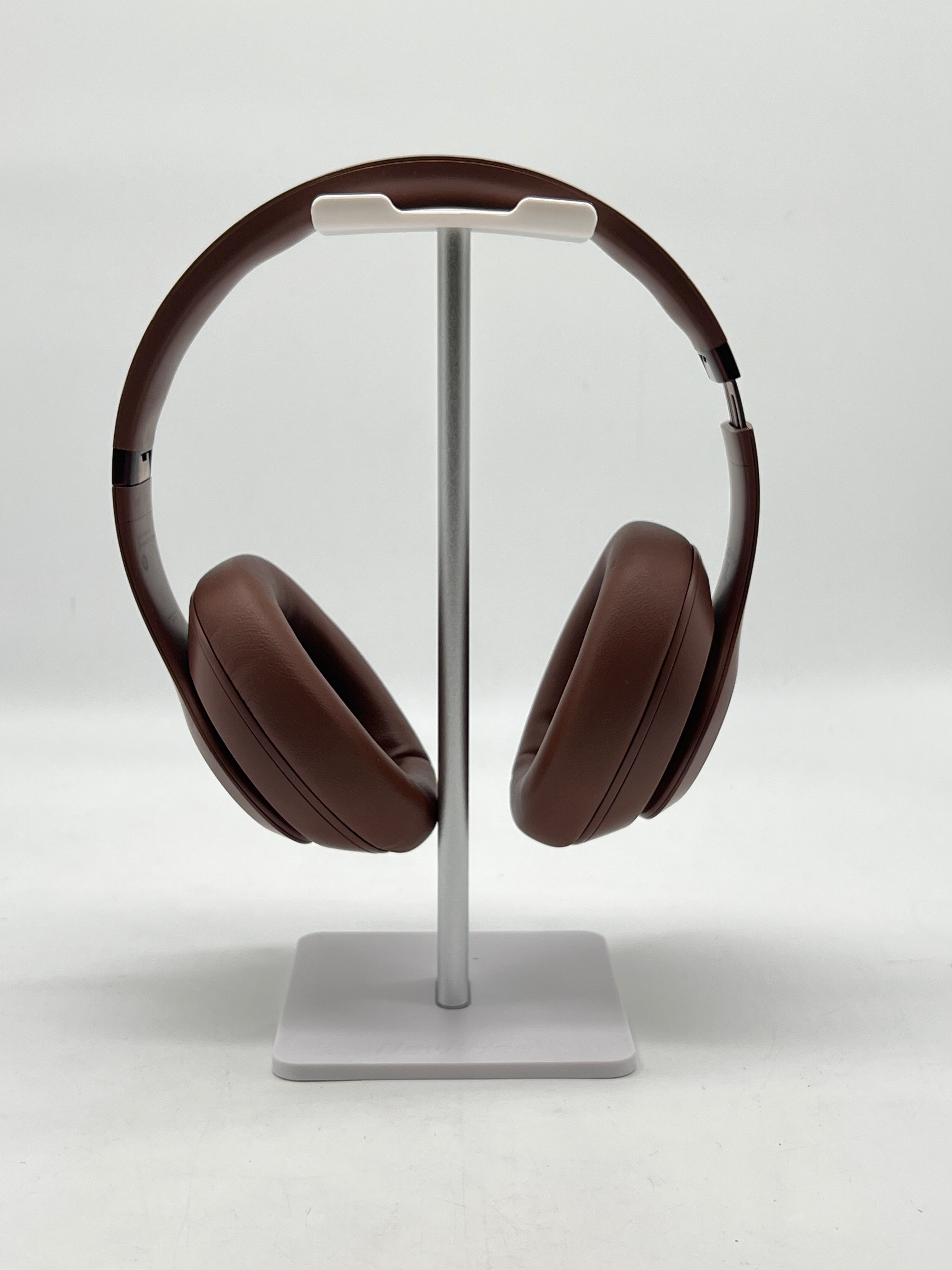 Beats Studio Pro x Kim Kardashian Bluetooth Noise Cancelling Headphones - Used