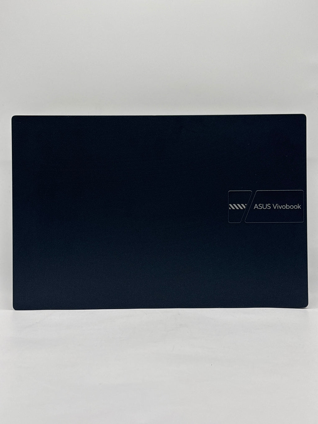 Asus Vivobook X1404VA i7-1355U 12GB RAM 512GB SSD