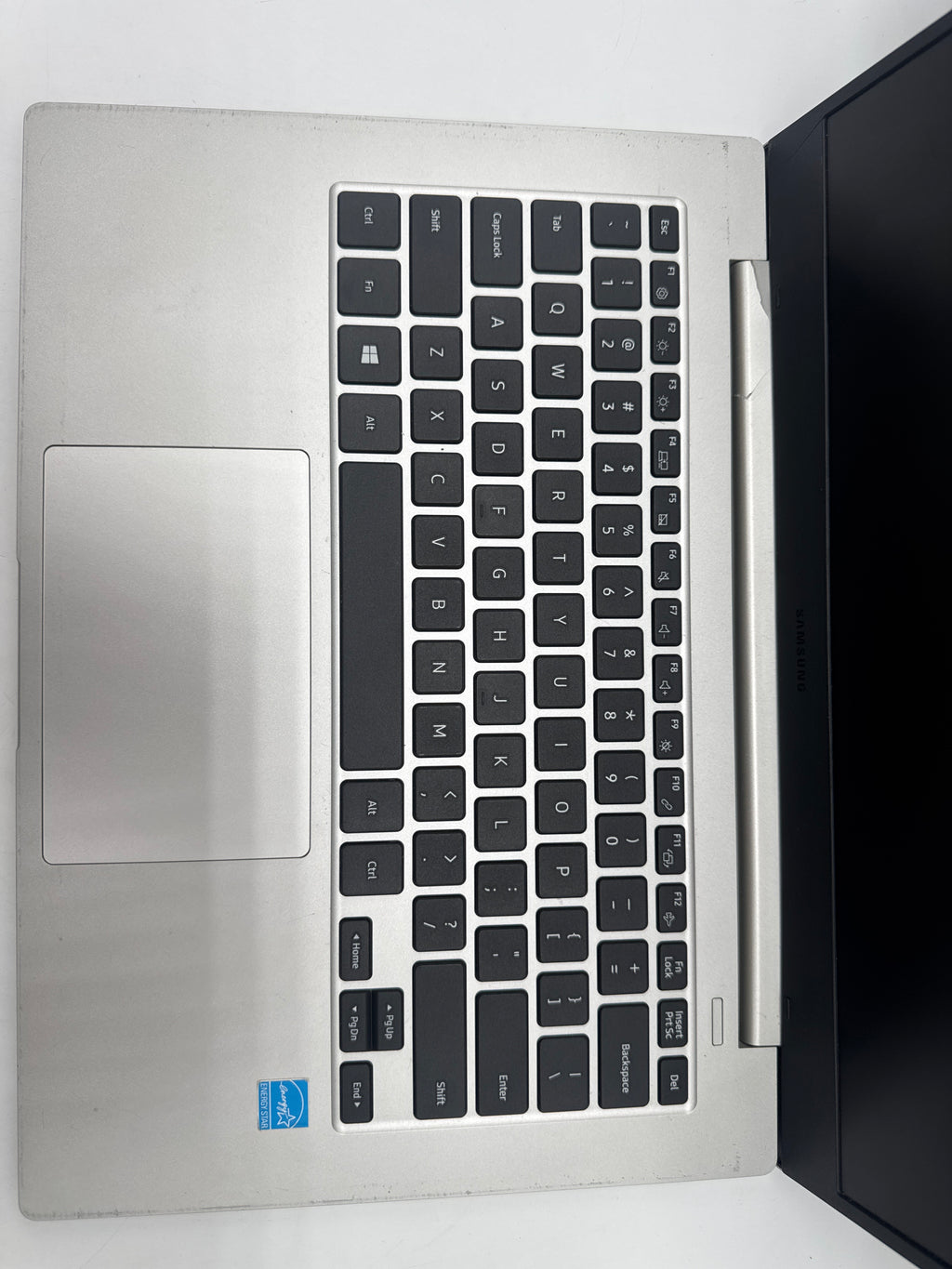Samsung Galaxy Book Go 14" Snapdragon 7c Gen 2 4GB RAM 128GB SSD - For Parts [READ]