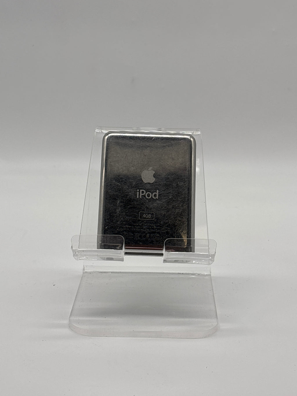 Apple iPod nano 3rd Generation 4GB Silver - Used