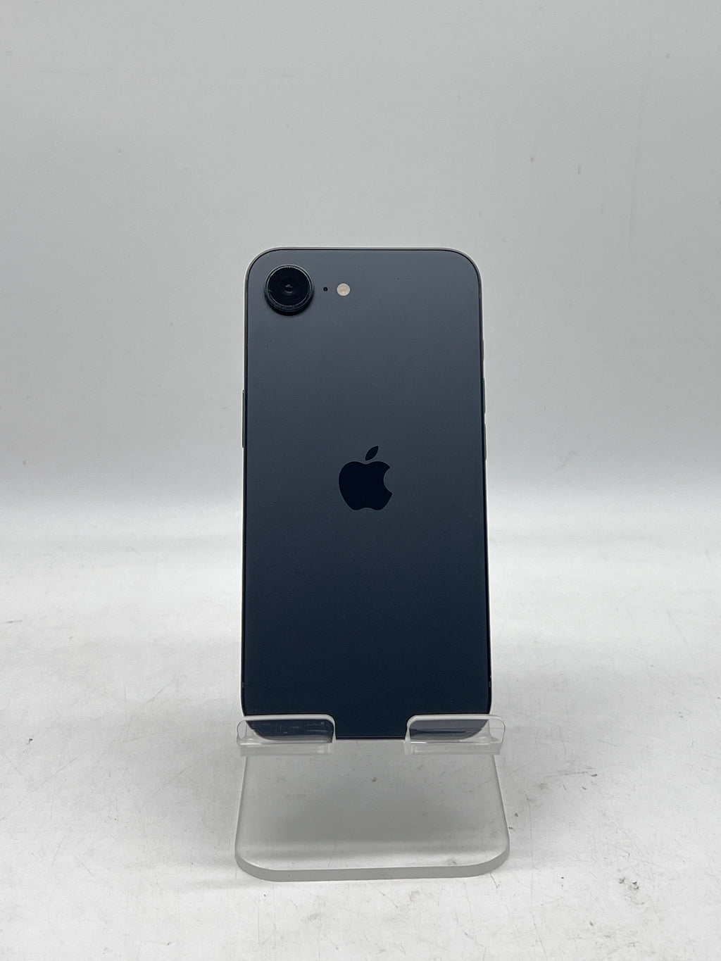 Apple iPhone 16e 128GB Black Unlocked - Used