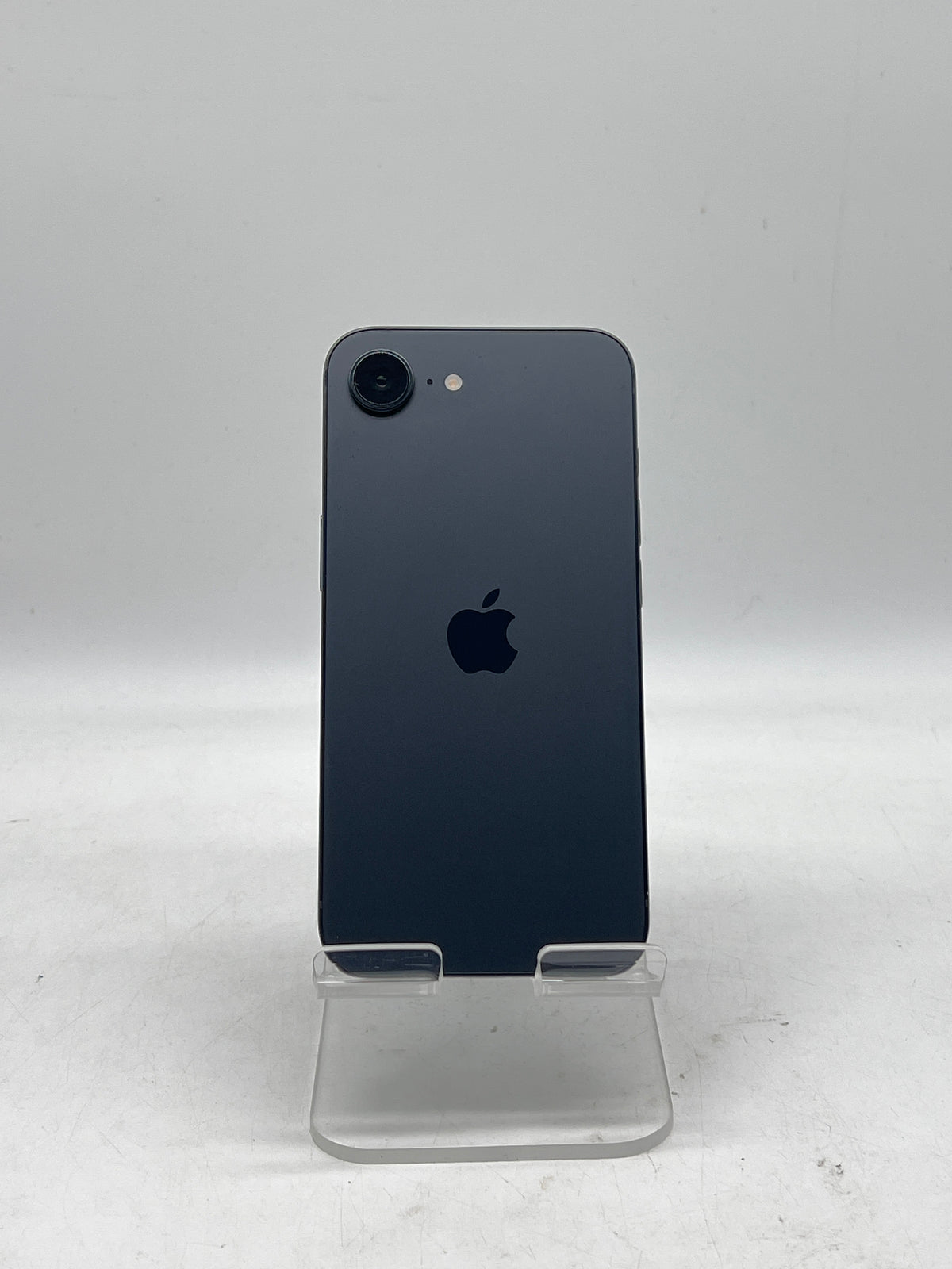 Apple iPhone 16e 128GB Black Unlocked - Used