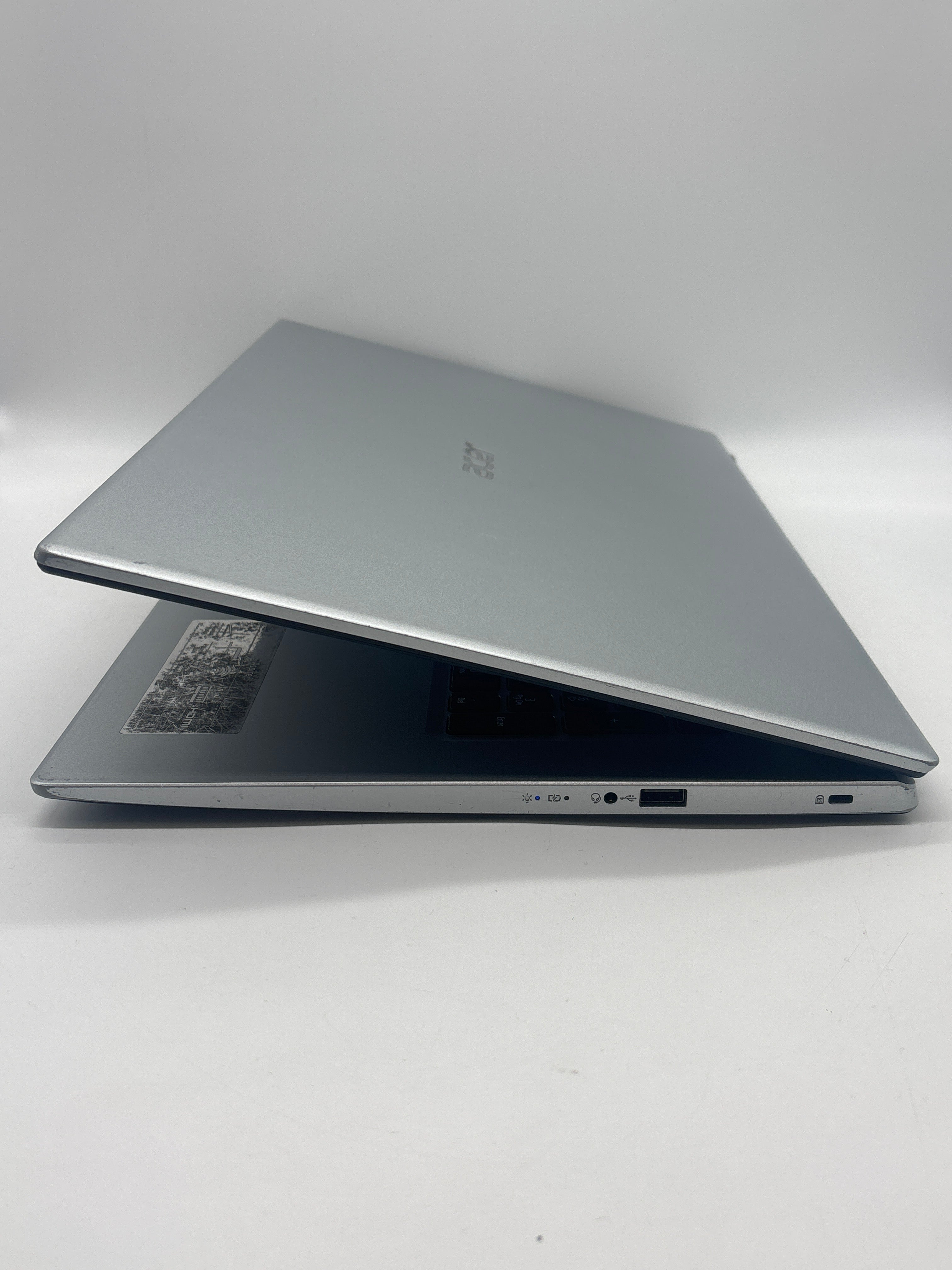 Acer Aspire 3 N20C6 i3-1115G4 8GB RAM 256GB SSD - Used