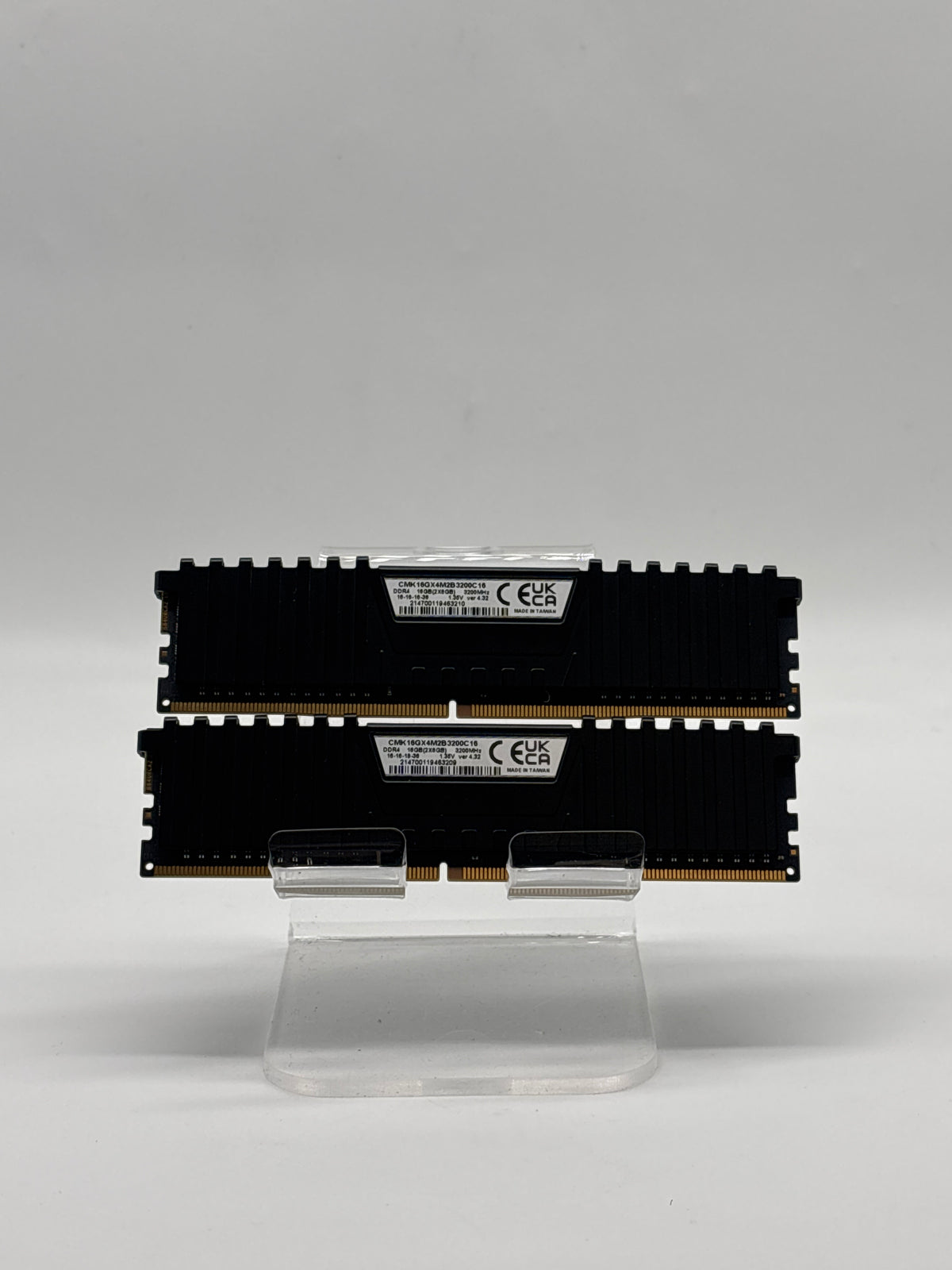 Corsair Vengeance LPX 16GB (2x8GB) DDR4 3200MHz Desktop RAM Black - Used