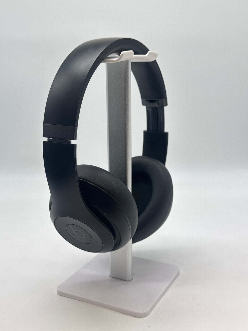Beats Studio Pro Over-Ear Headphones - Black