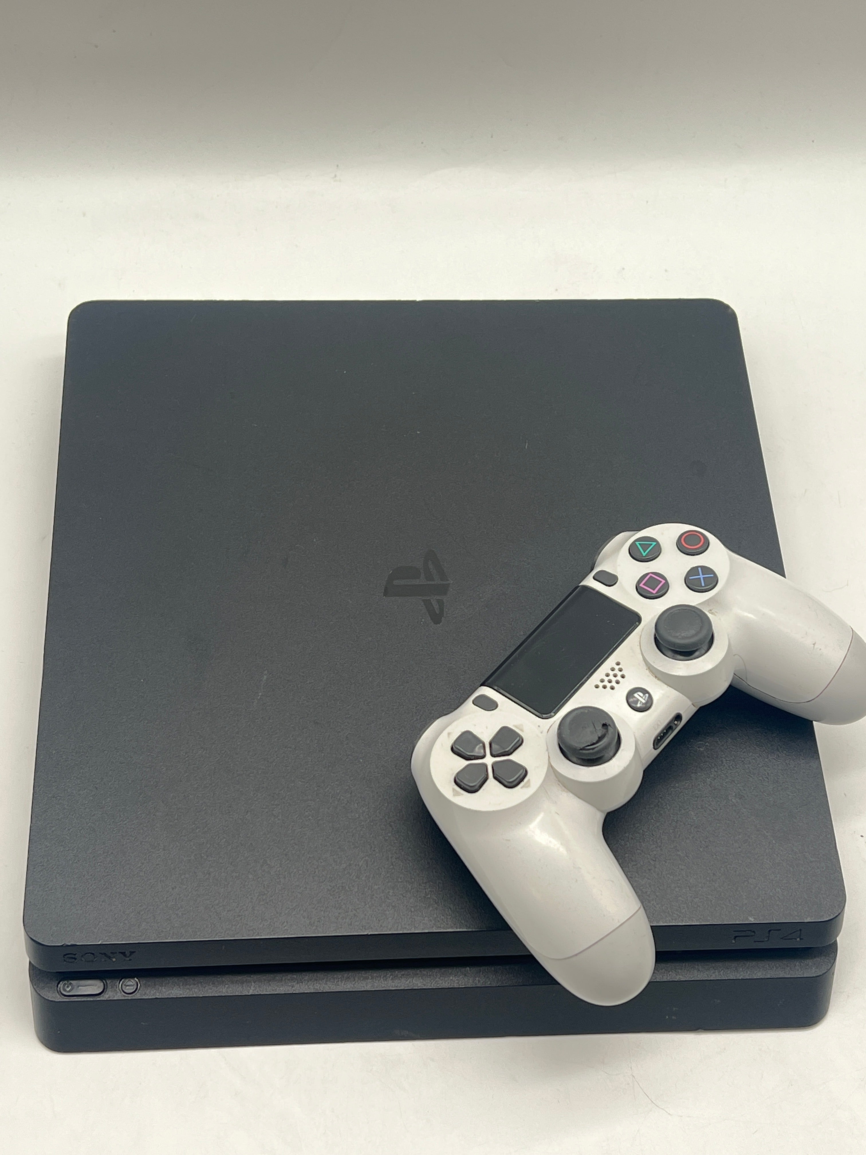 Sony PlayStation 4 Slim CUH-2215B 1TB Black Console with HDMI and Controller