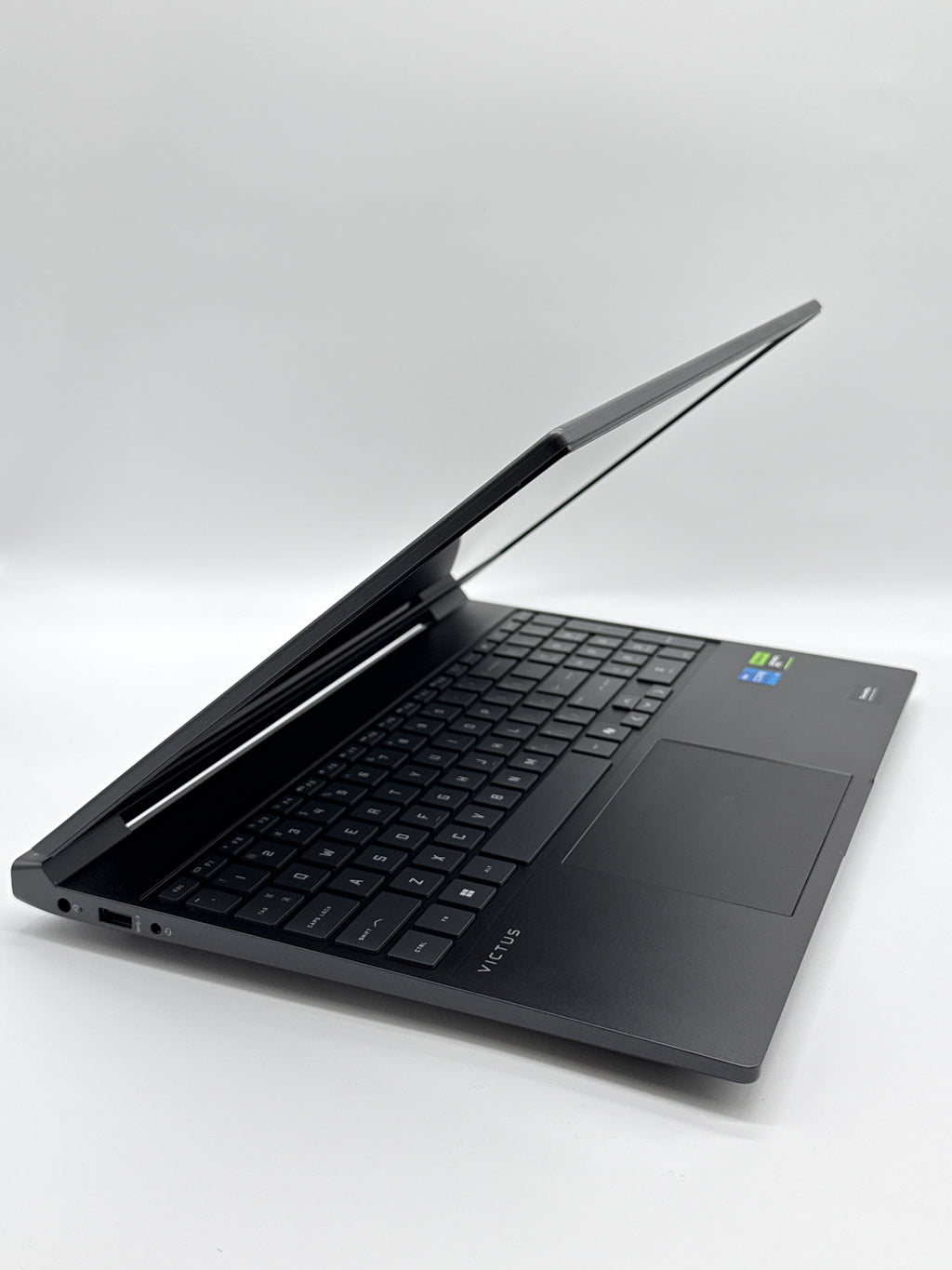 HP Victus Gaming Laptop 15.6" i5-13420H 8GB RAM 512GB SSD RTX 3050