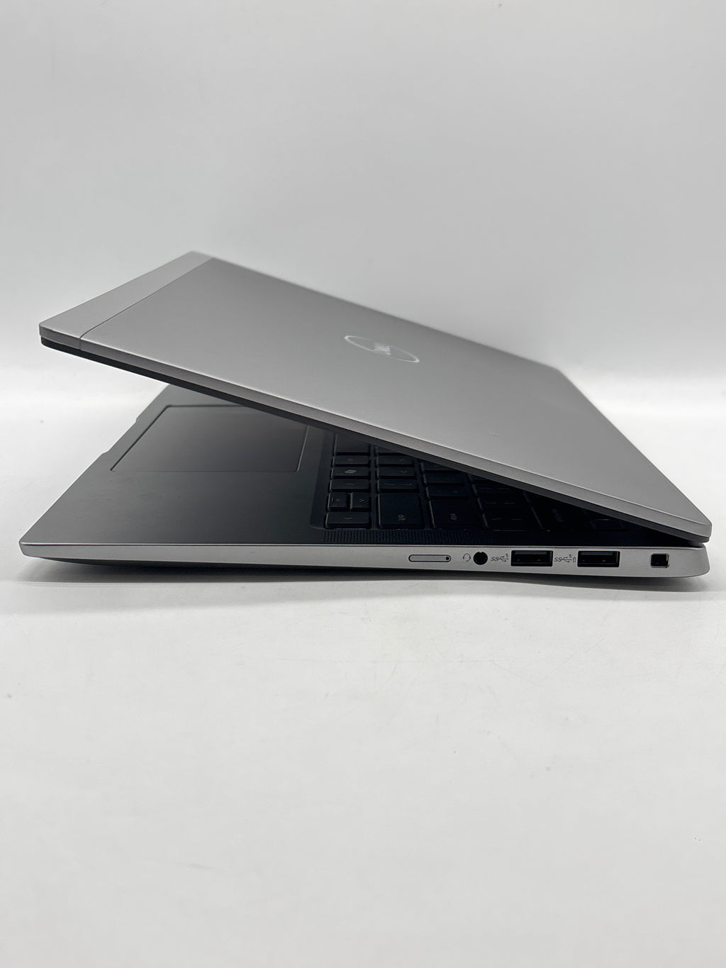 Dell Latitude 7450 14" Intel Core Ultra 7 165H 32GB RAM 512GB SSD Gray - Used