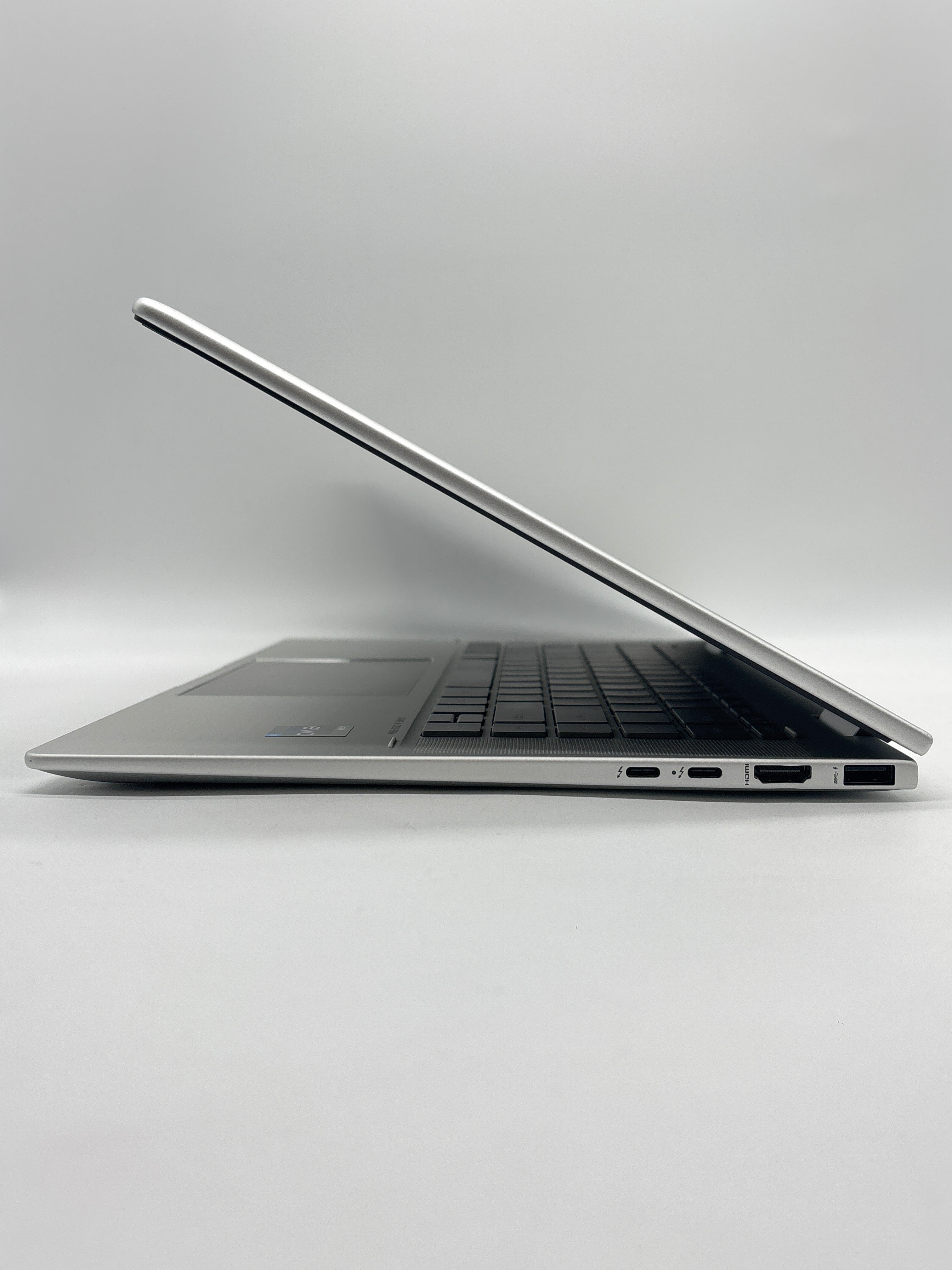HP Envy x360 15-fe0097nr i7-1355U 16GB RAM 1TB SSD