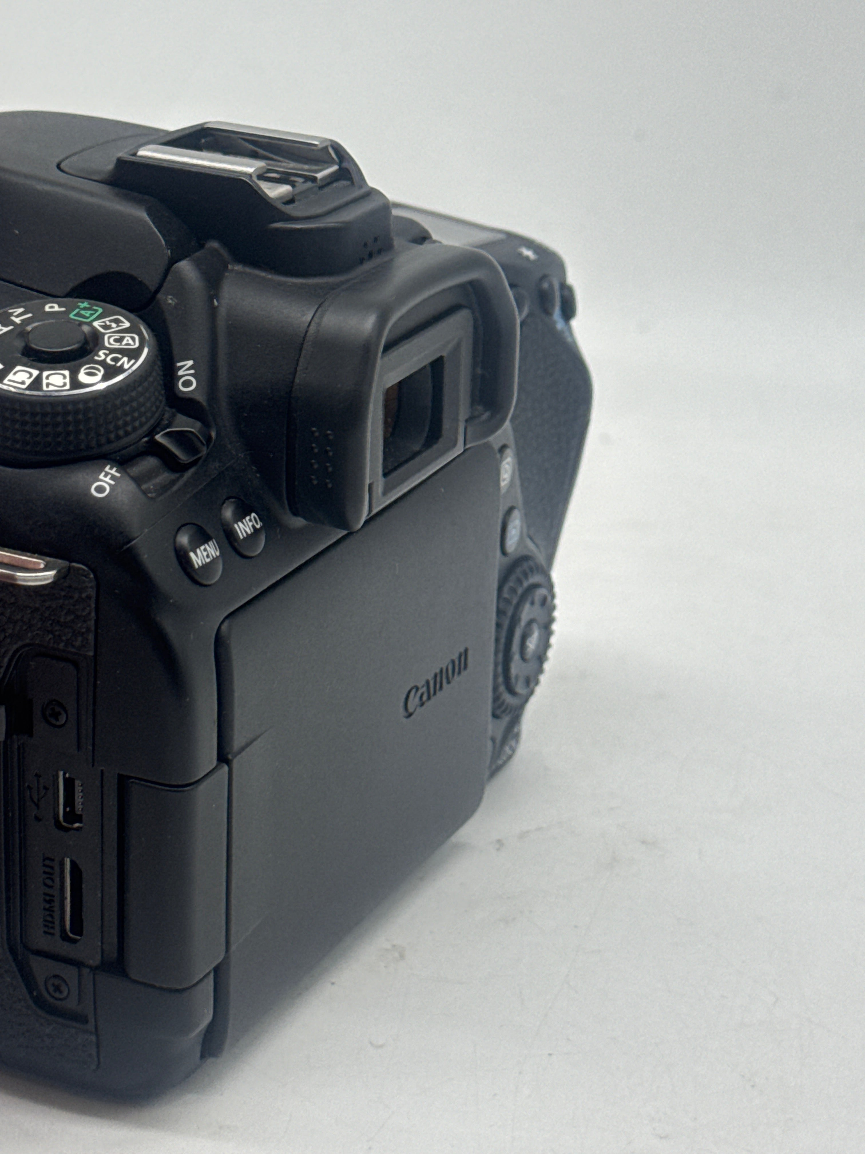 Canon EOS 80D 24.2MP DSLR w/ EF-S 17-85mm IS USM Zoom Lens Bundle