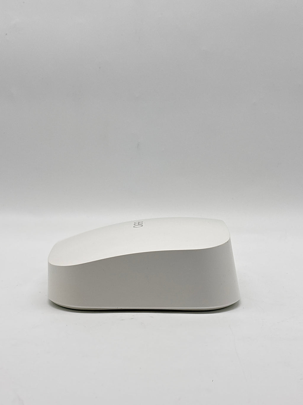 eero Pro 6 Tri-Band Mesh Wi-Fi 6 Router K010001 Bluetooth 5.0 Zigbee Hub - Used