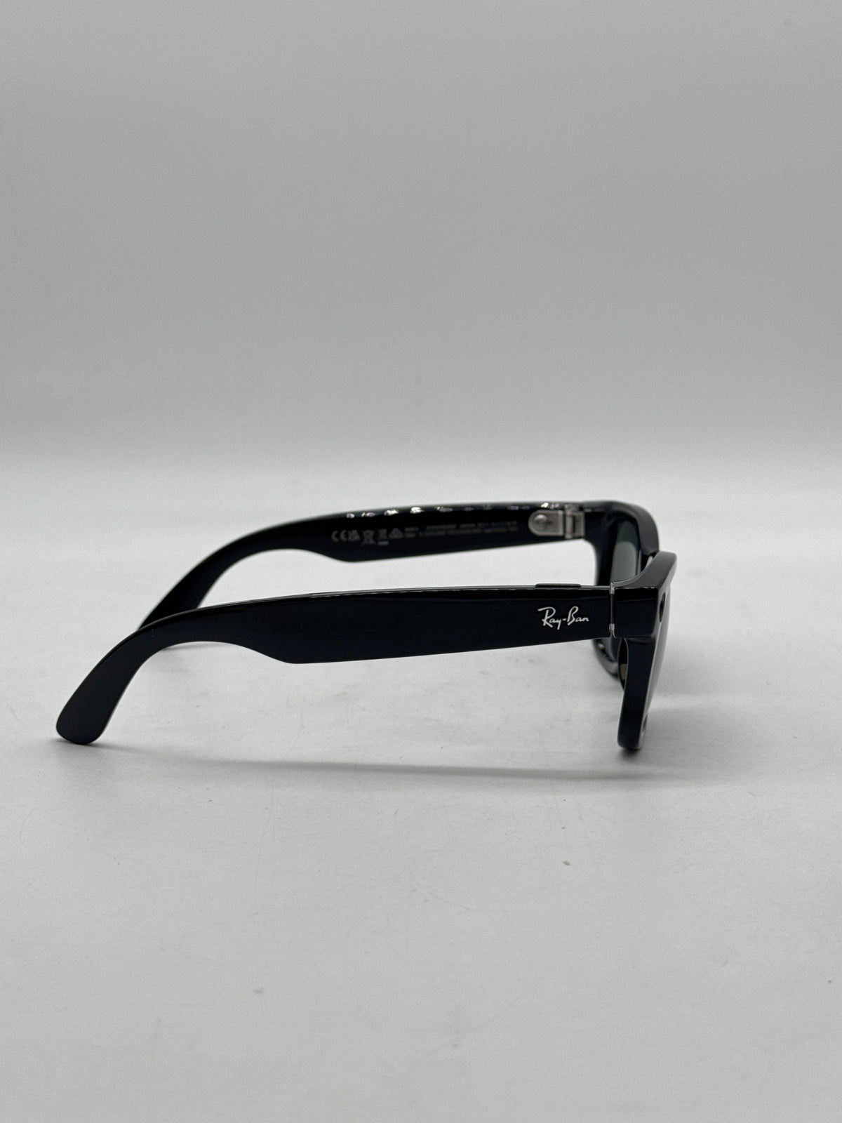 Ray-Ban Meta Wayfarer RW4006 Smart Glasses Black - Used