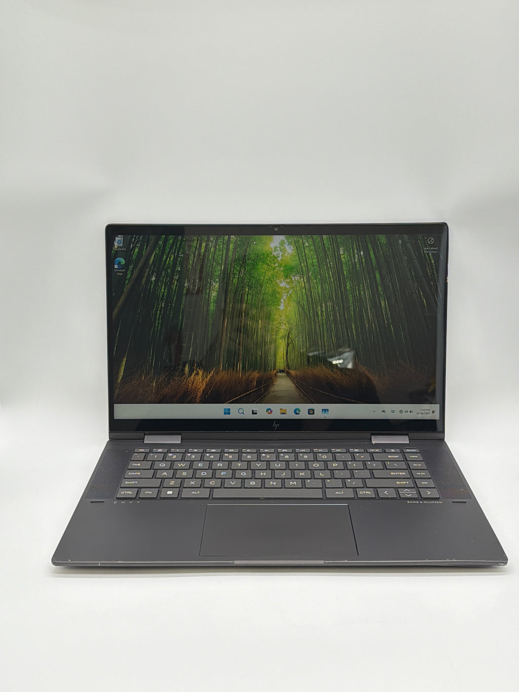 HP Envy x360 2-in-1 15-FH0023DX Laptop Ryzen 7 16GB RAM 512GB SSD