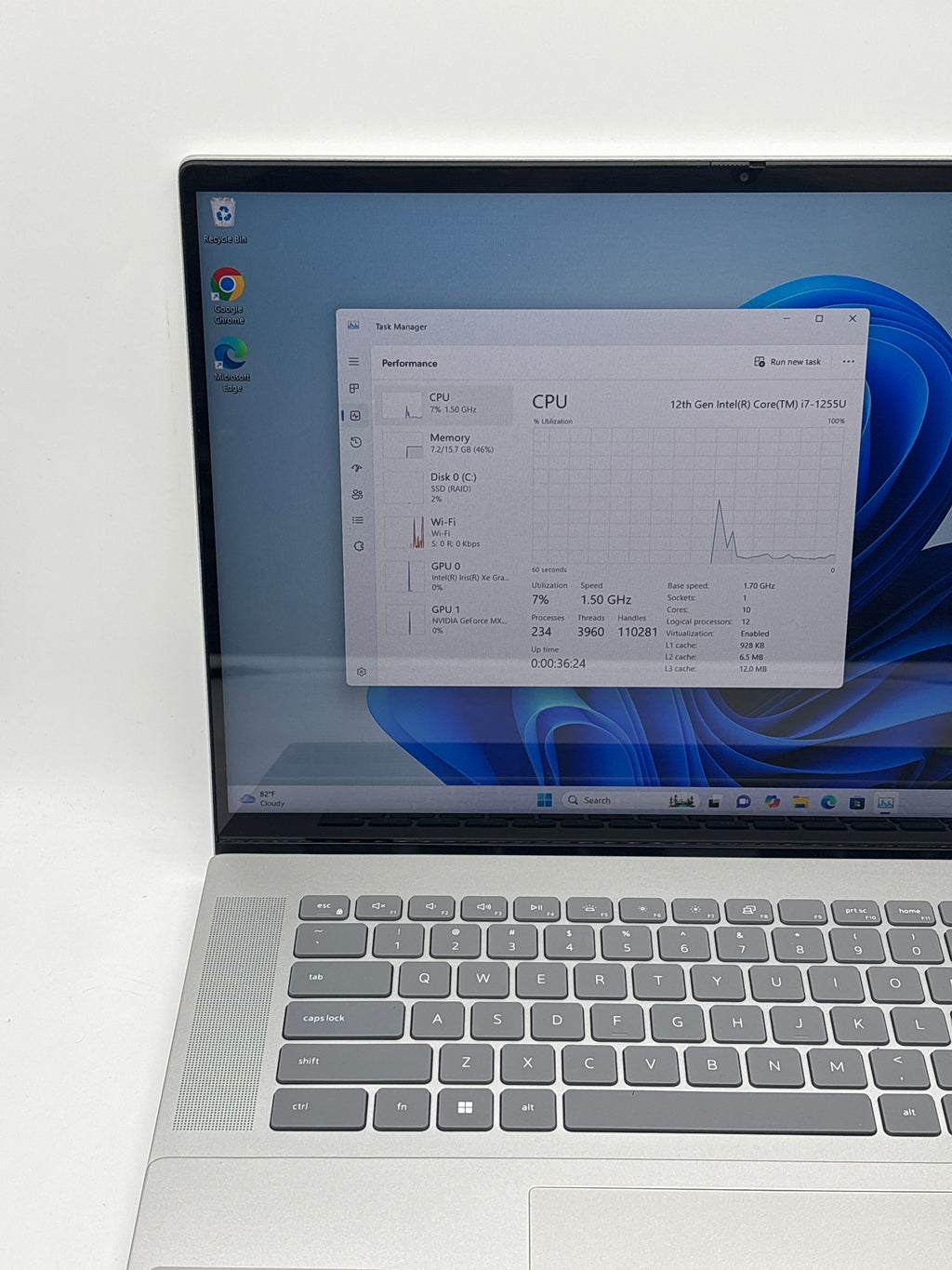 Dell Inspiron 16 5620 Touch i7-1255U 16GB RAM 512GB GeForce MX570