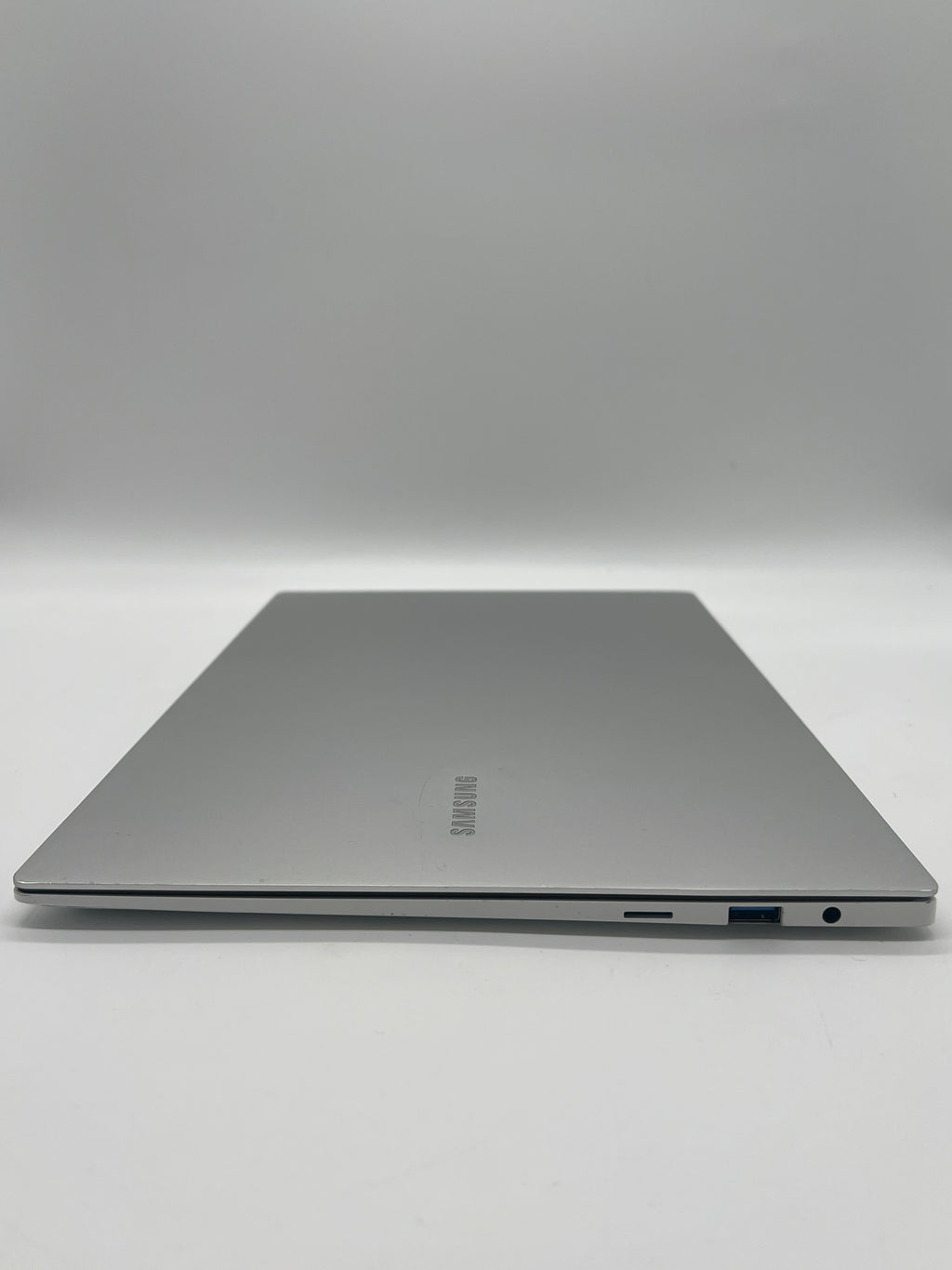 SAMSUNG Galaxy BookPro i7-1165G7 16GB RAM 512GB SSD - Used