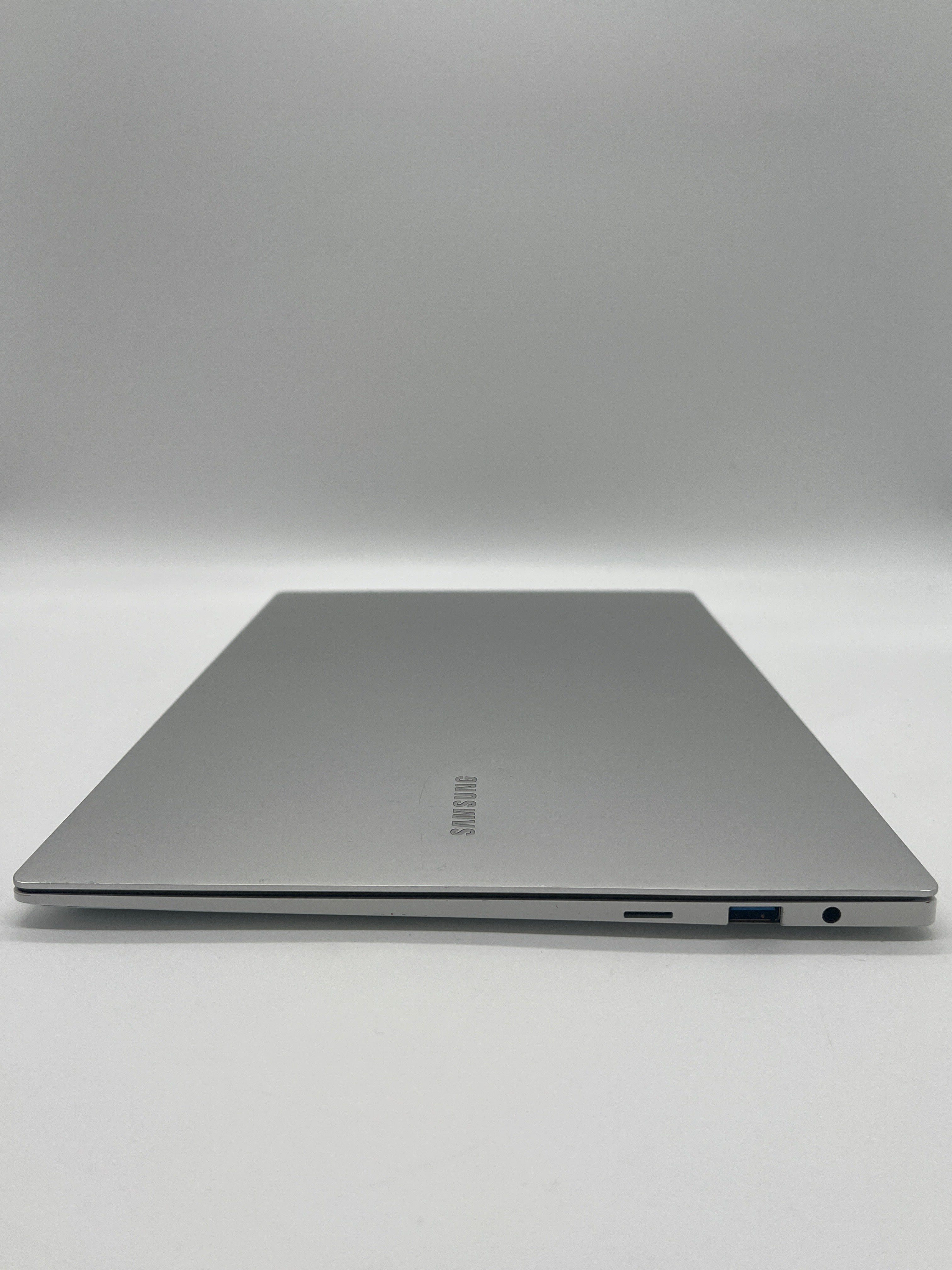 SAMSUNG Galaxy BookPro i7-1165G7 16GB RAM 512GB SSD - Used
