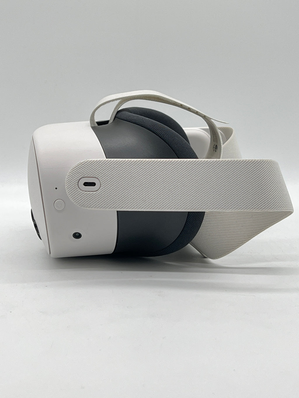 Meta Quest 3s 128GB Standalone VR Headset White - Used with Box