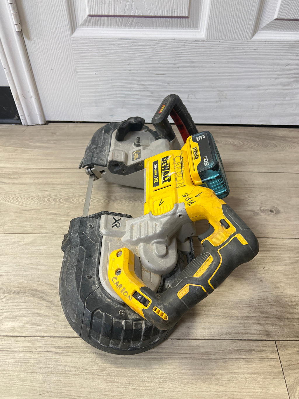DeWalt DCS376B 20V MAX 5" Band Saw - Used