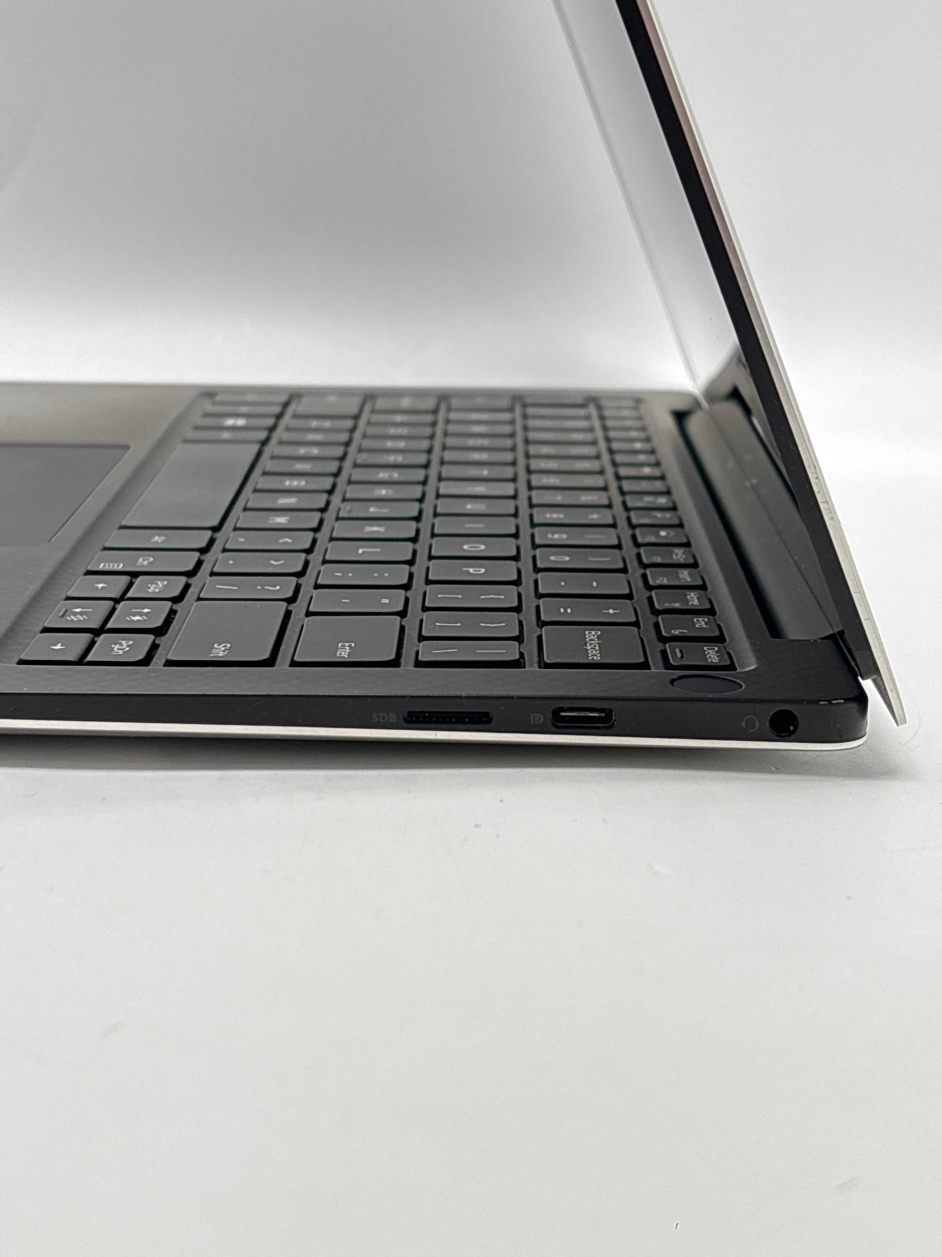 Dell XPS 13 7390 i7-10710U 16GB RAM 512GB SSD - Used