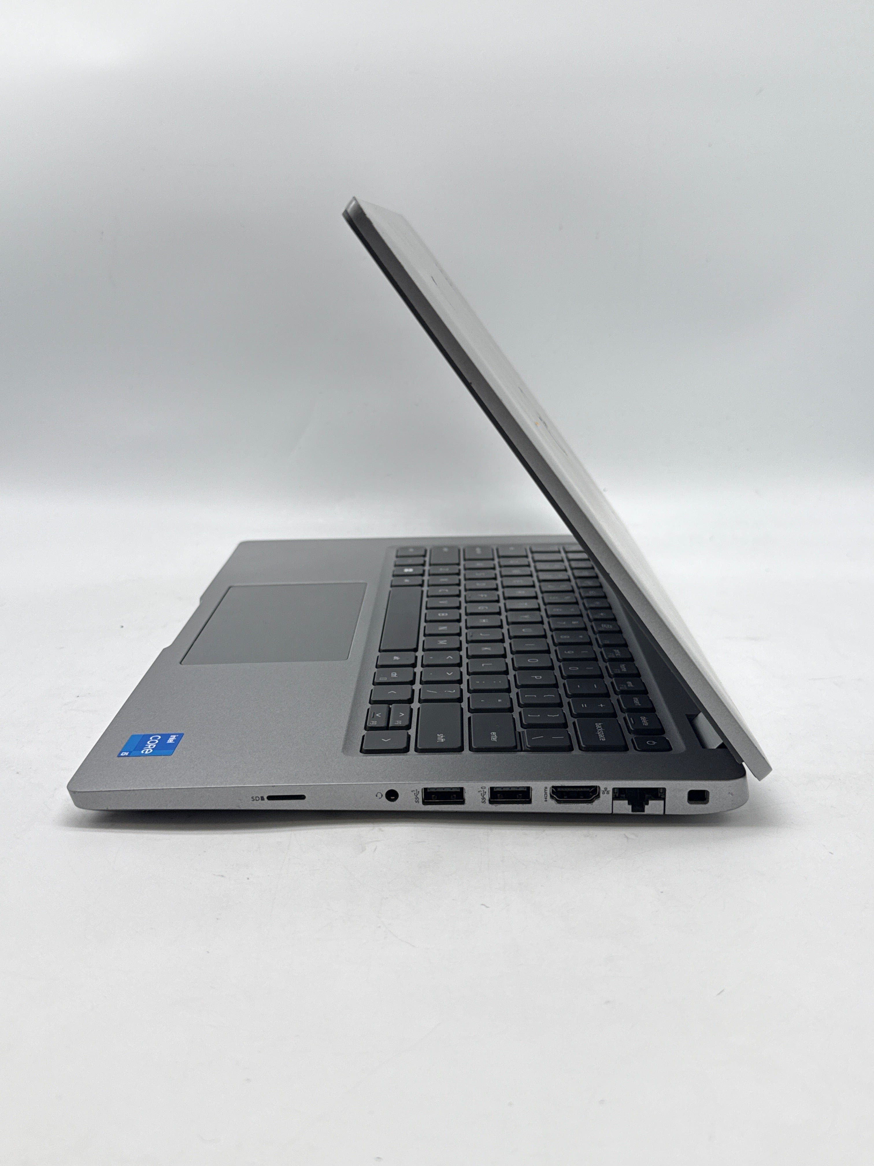Dell Latitude 5430 14" Intel Core i5-1235U 16GB RAM 256GB SSD - Used